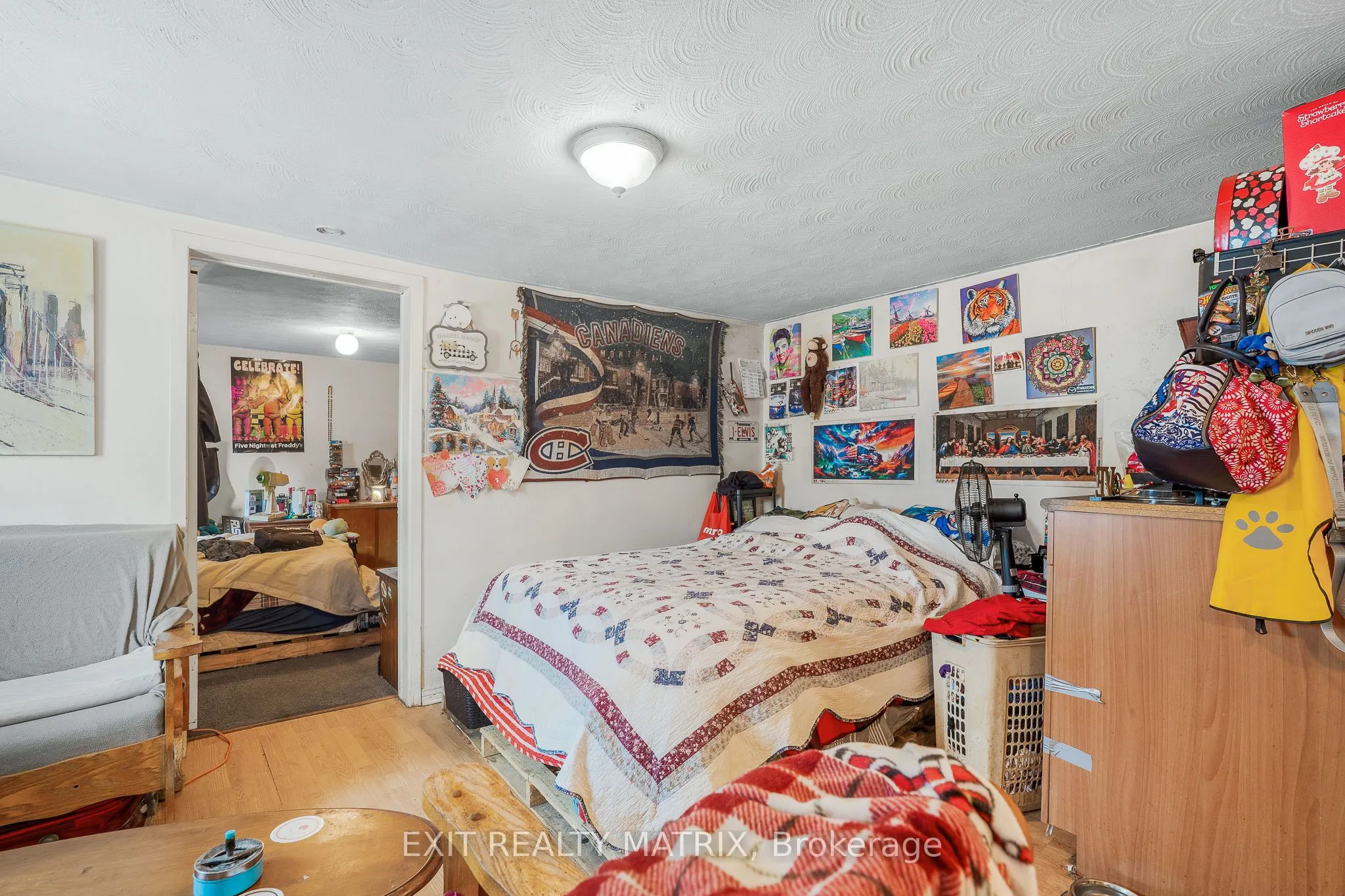 712-718 Main Street E