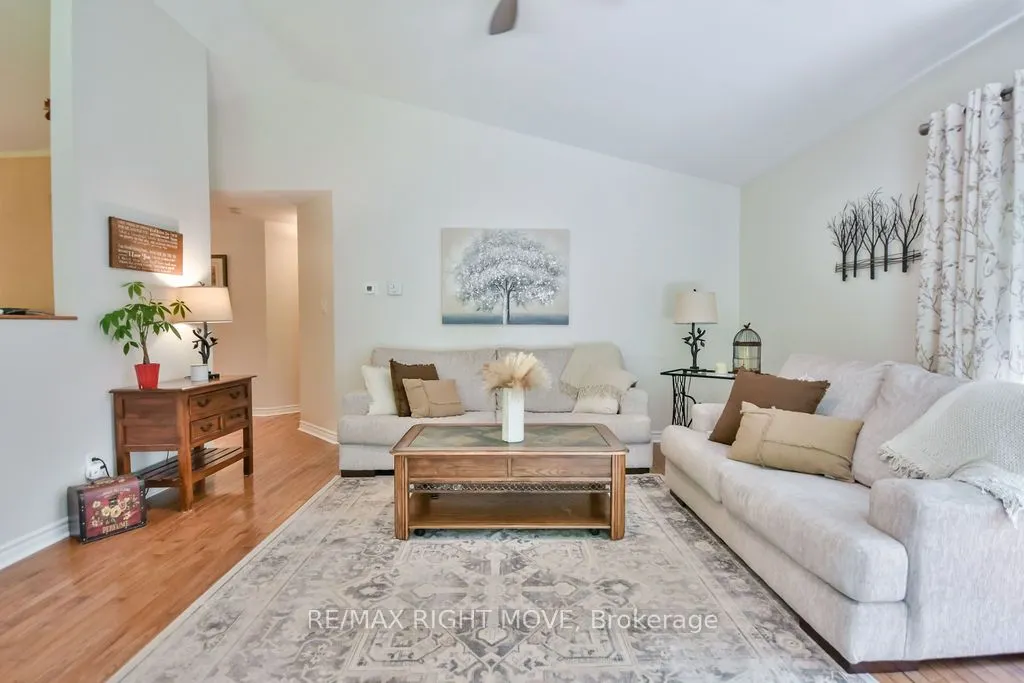 1011 Talbot Trail