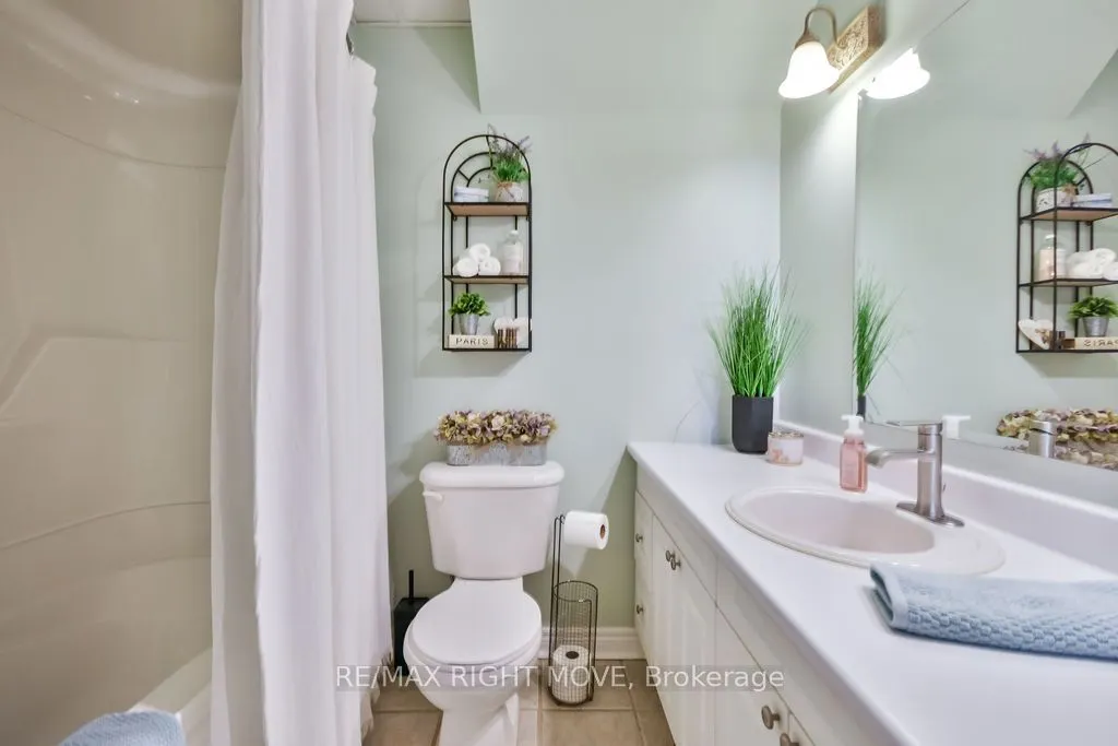 1011 Talbot Trail