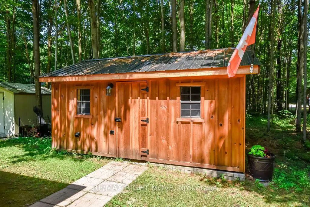 1011 Talbot Trail