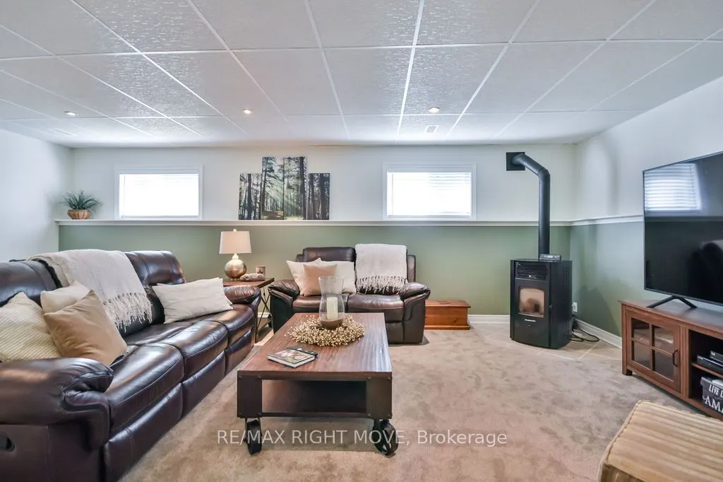 1011 Talbot Trail