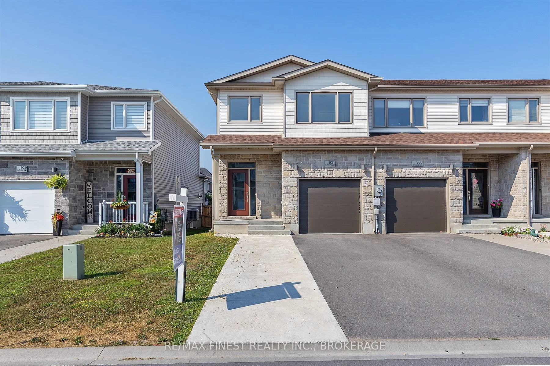 931 Riverview Way