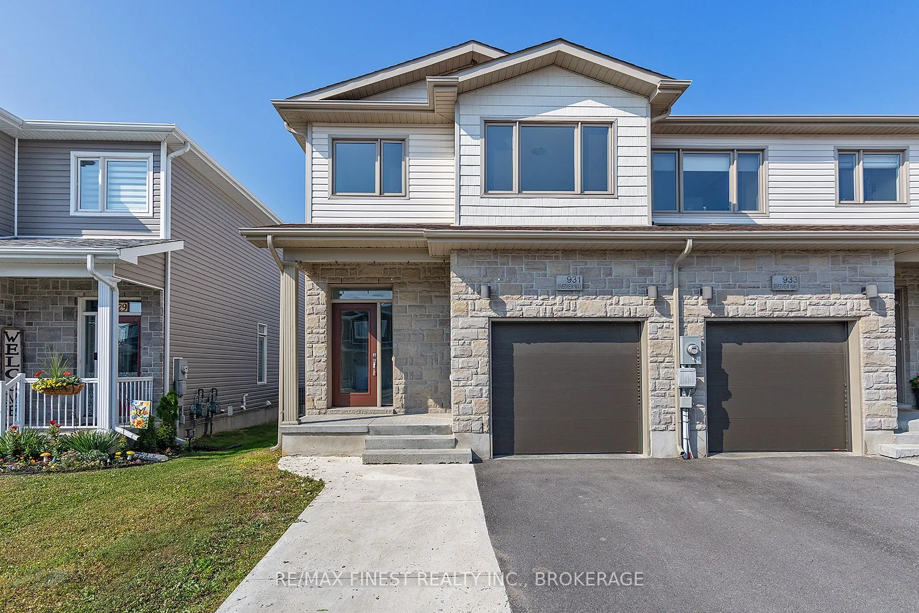 931 Riverview Way