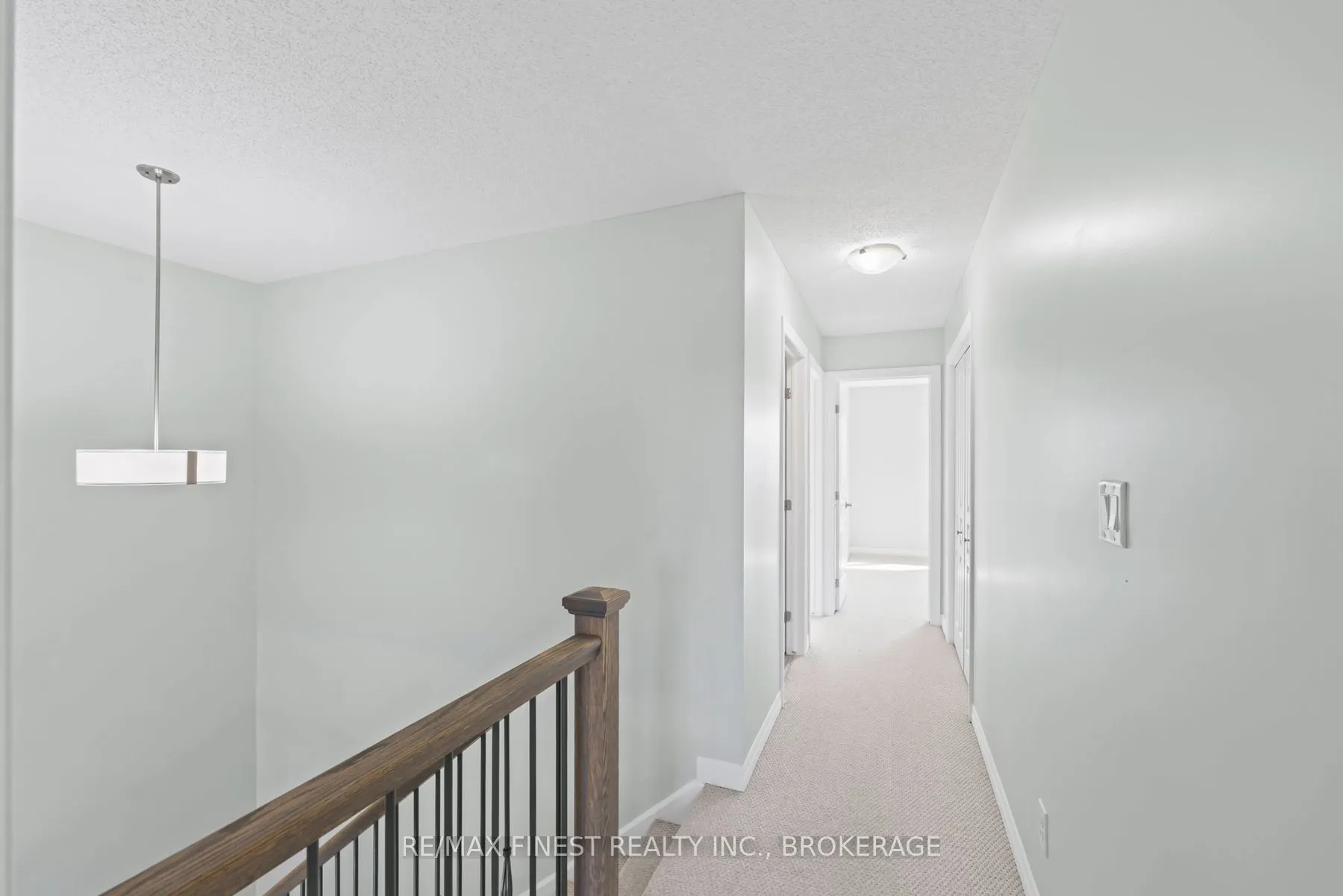 931 Riverview Way