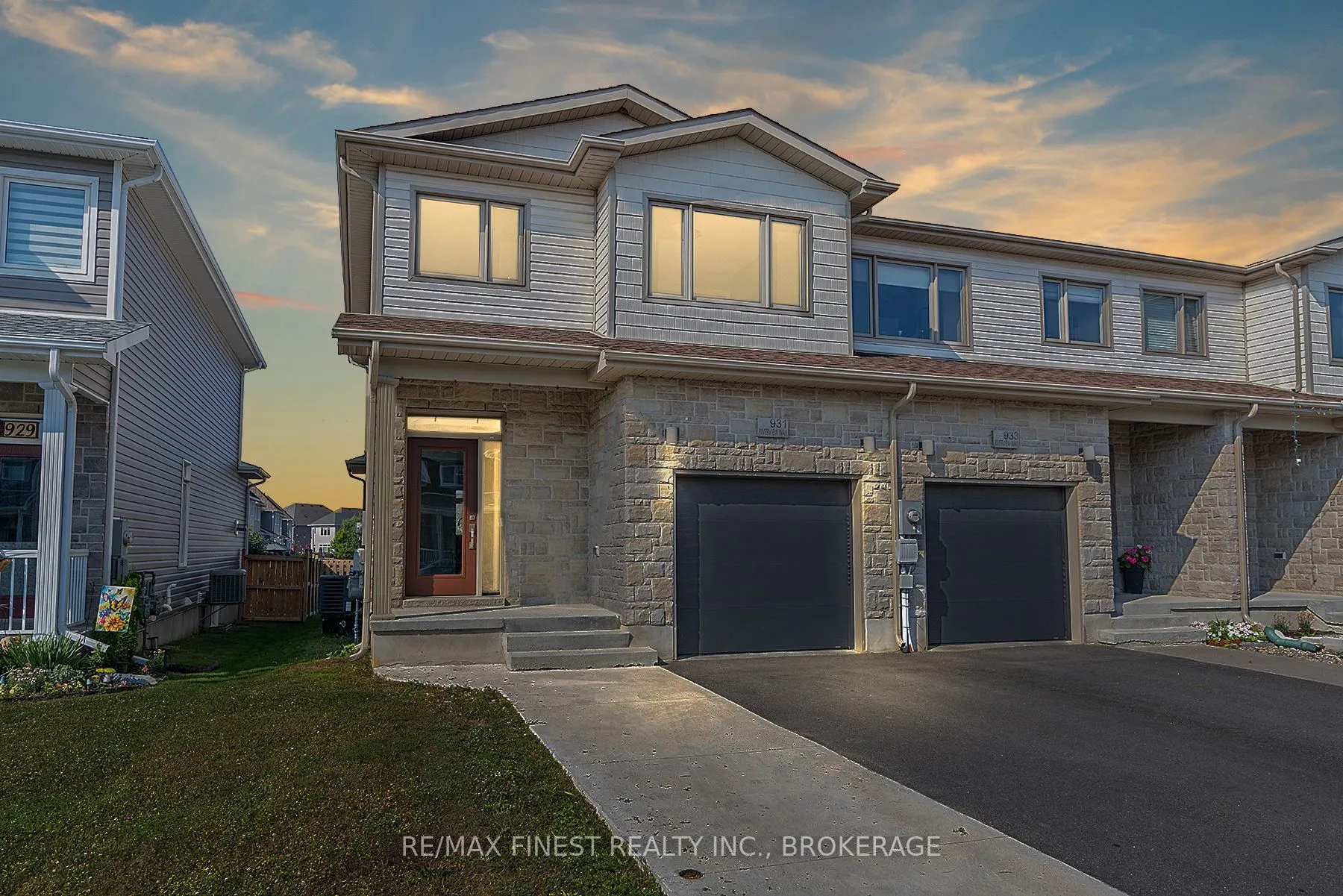 931 Riverview Way