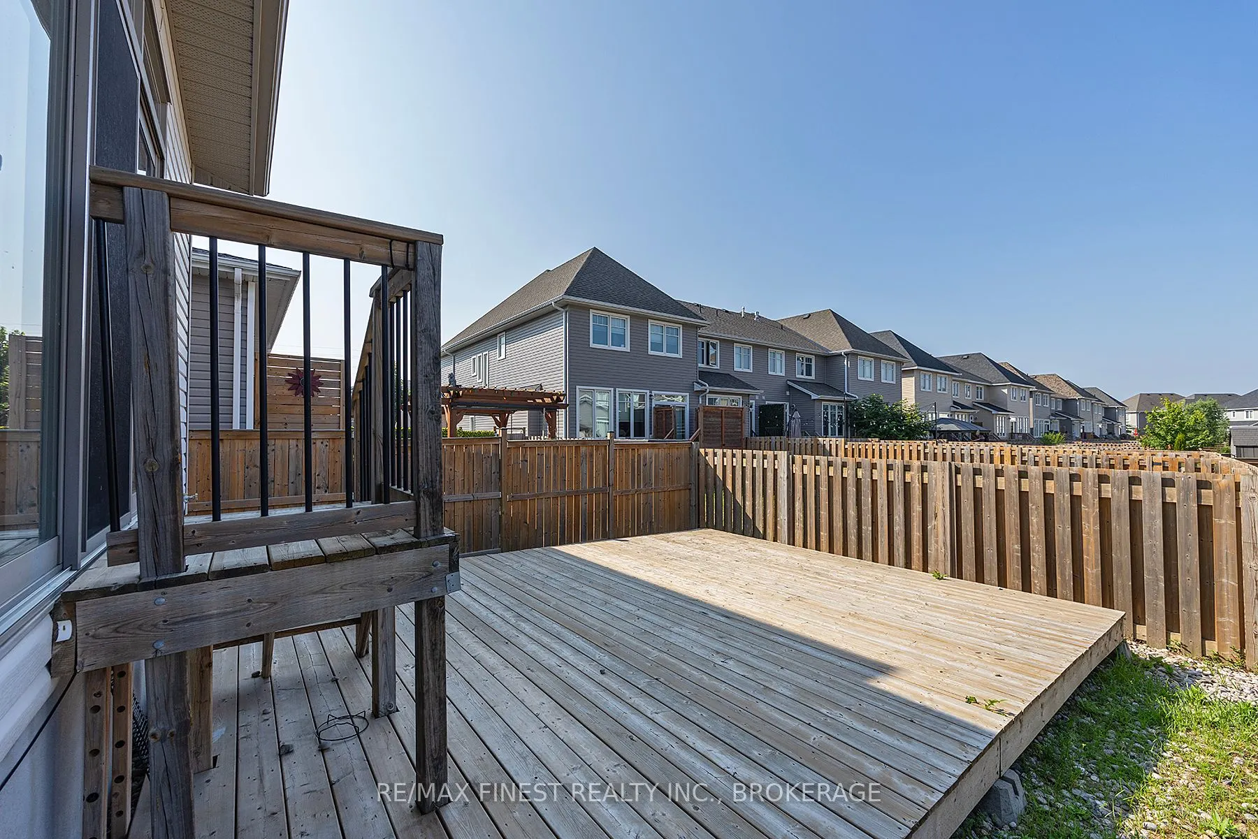 931 Riverview Way