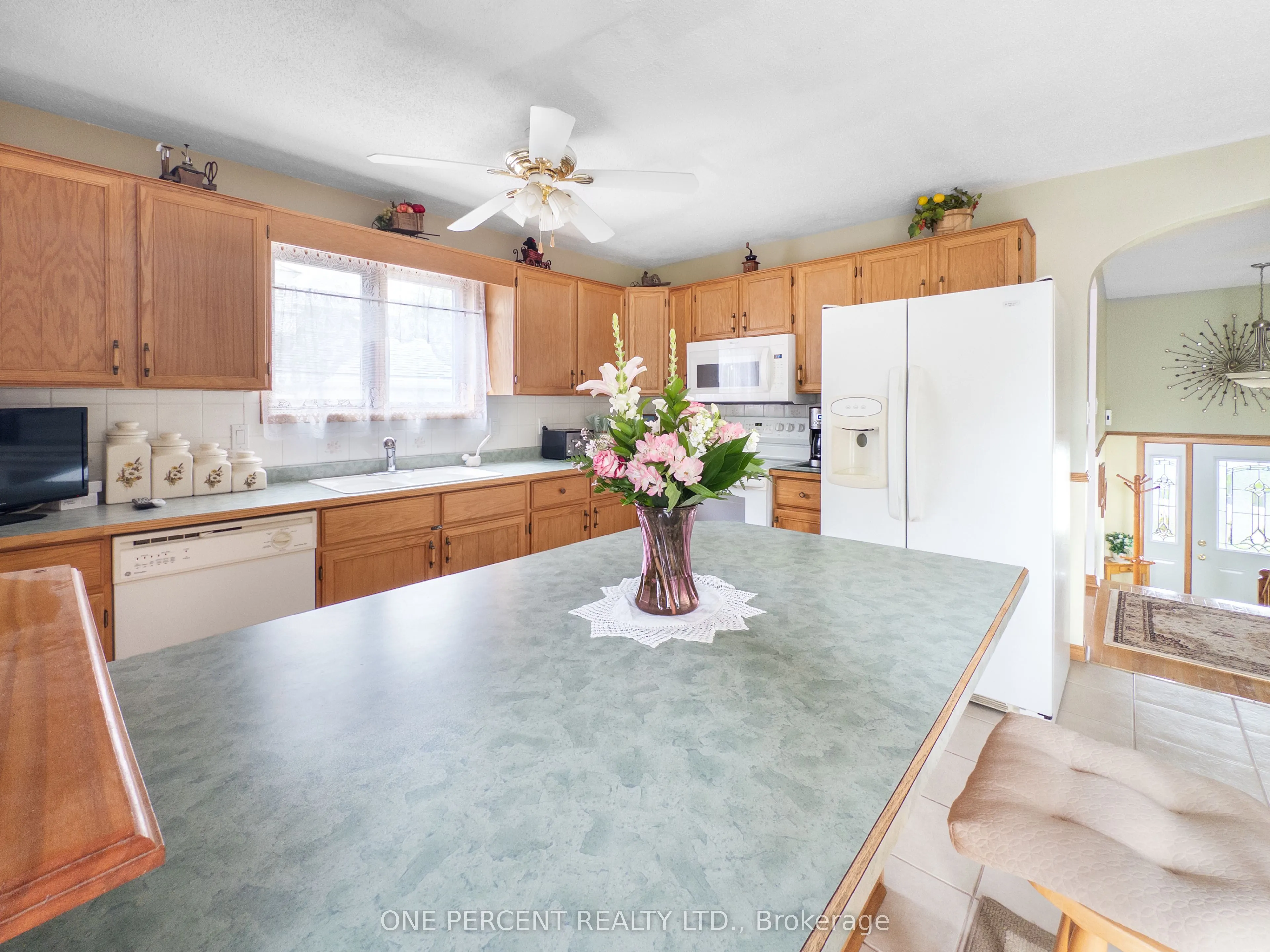 25 Loraine Avenue