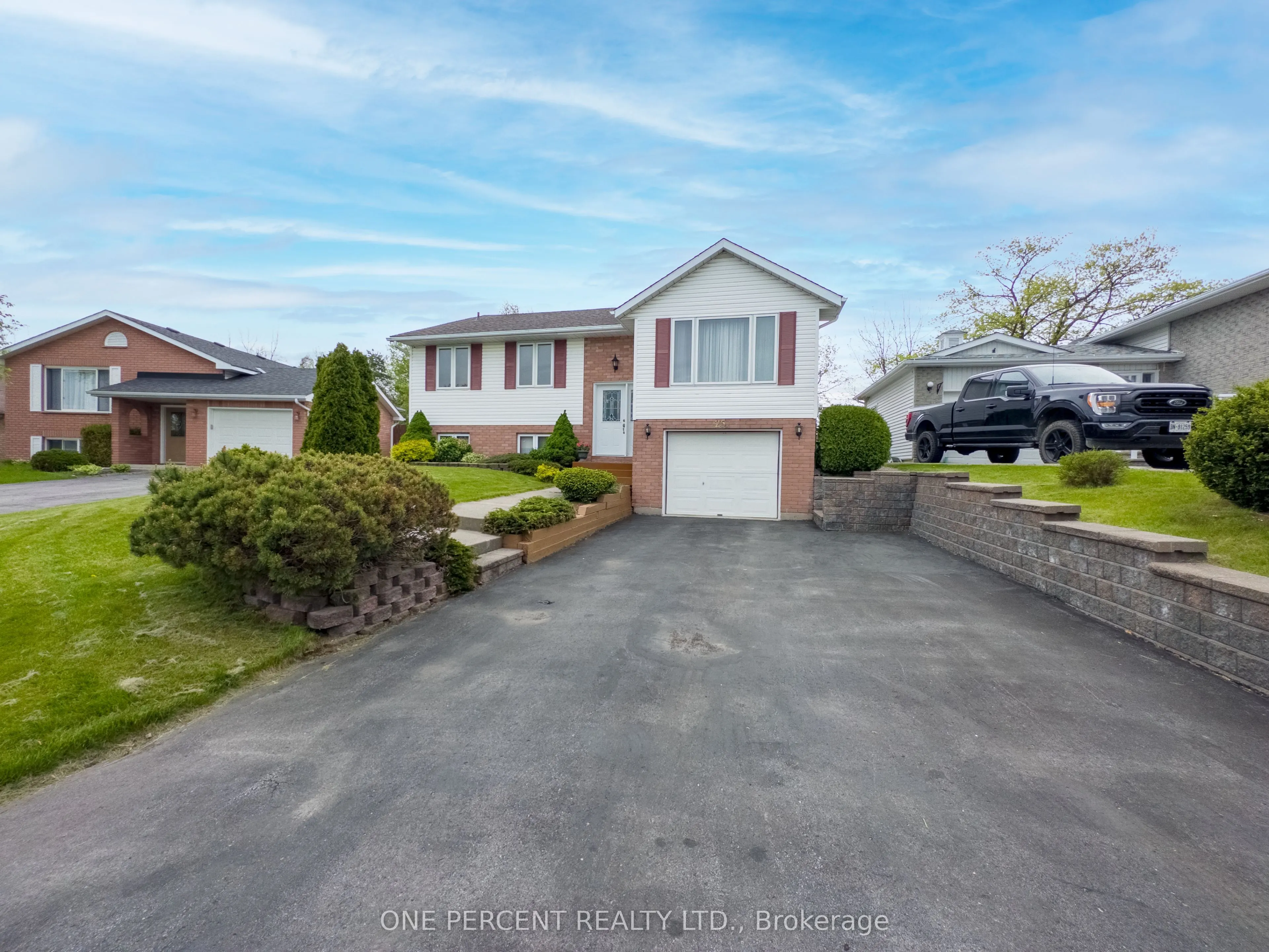 25 Loraine Avenue