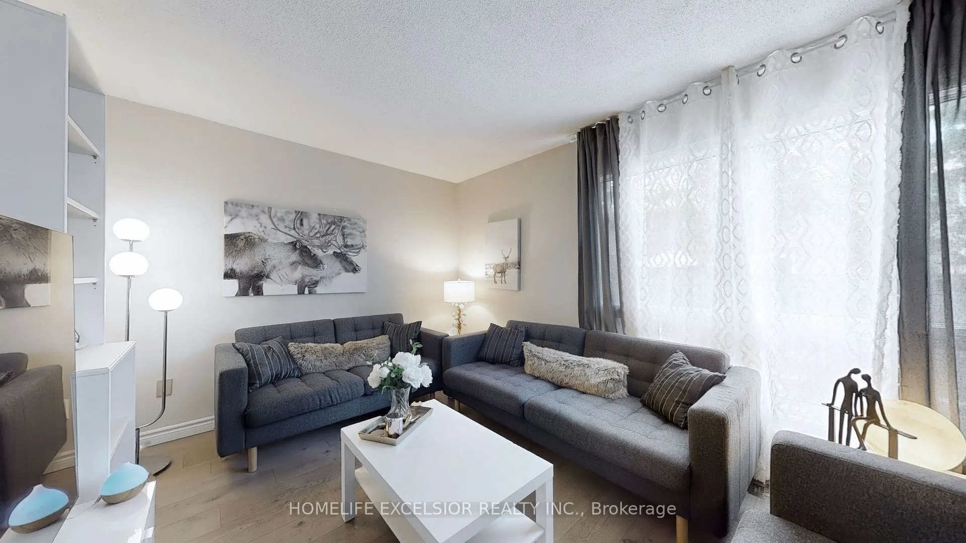 618 Barton Street, #33