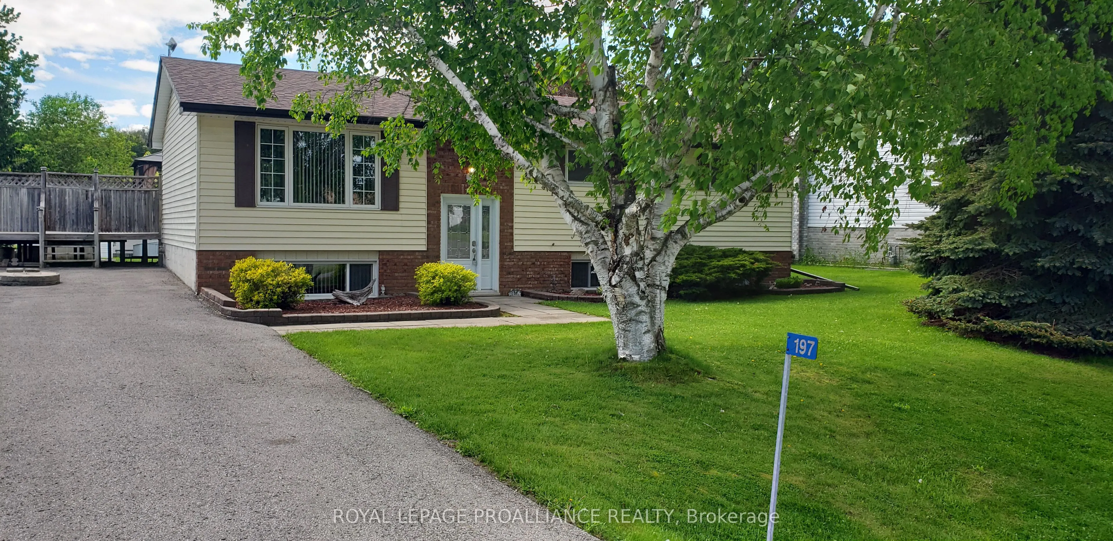 197 Chatterton Valley Crescent