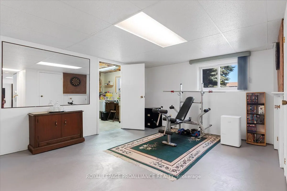 197 Chatterton Valley Crescent