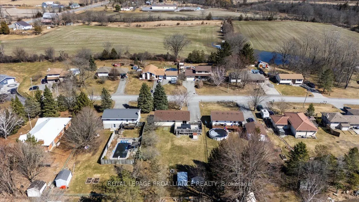 197 Chatterton Valley Crescent
