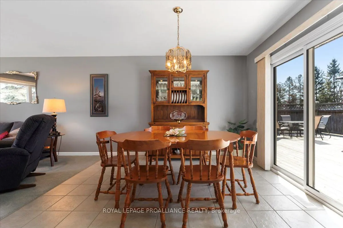 197 Chatterton Valley Crescent