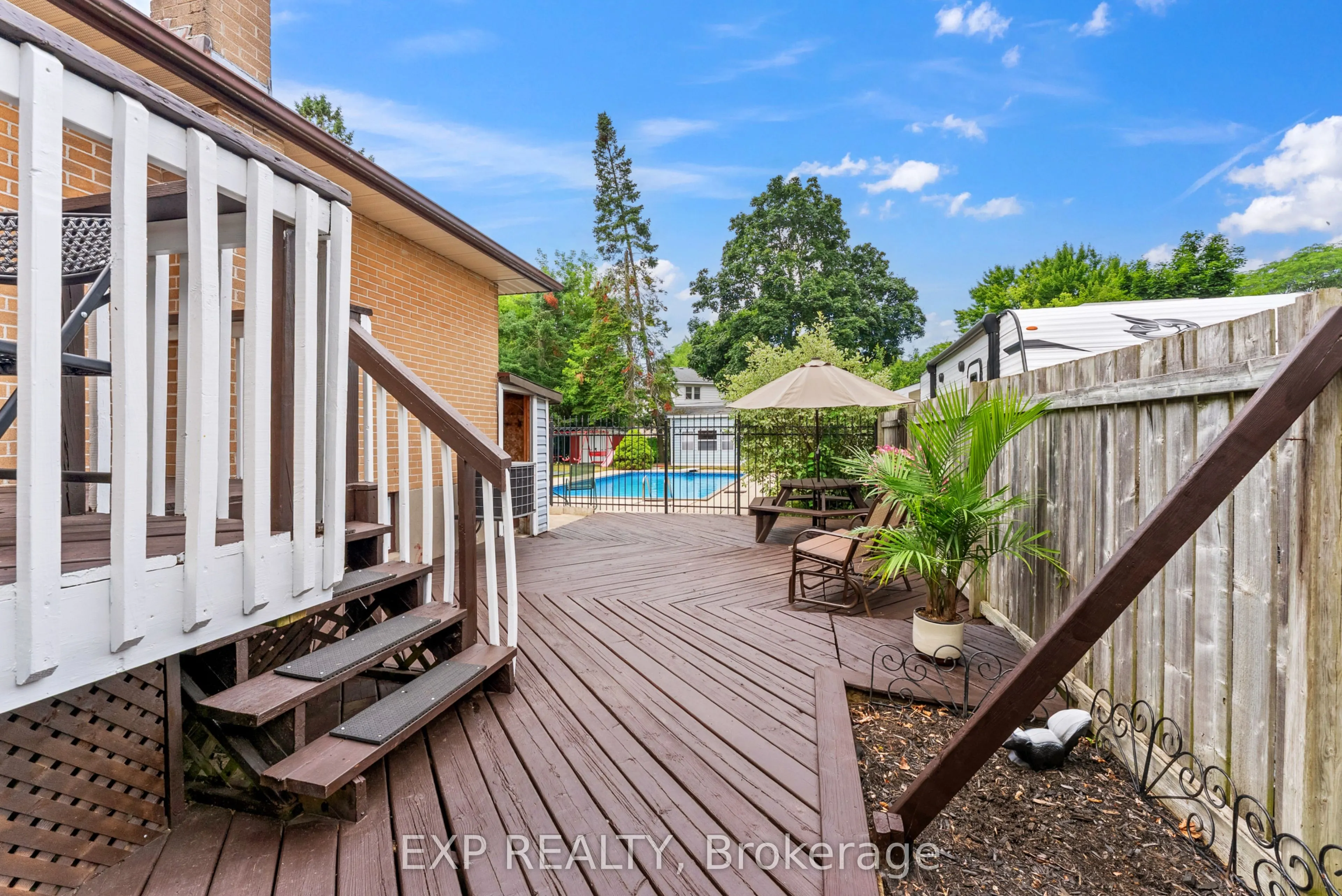 218 Farley Avenue