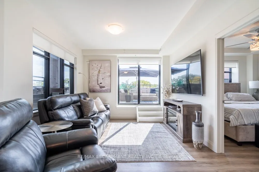 30 Hamilton Street, #305