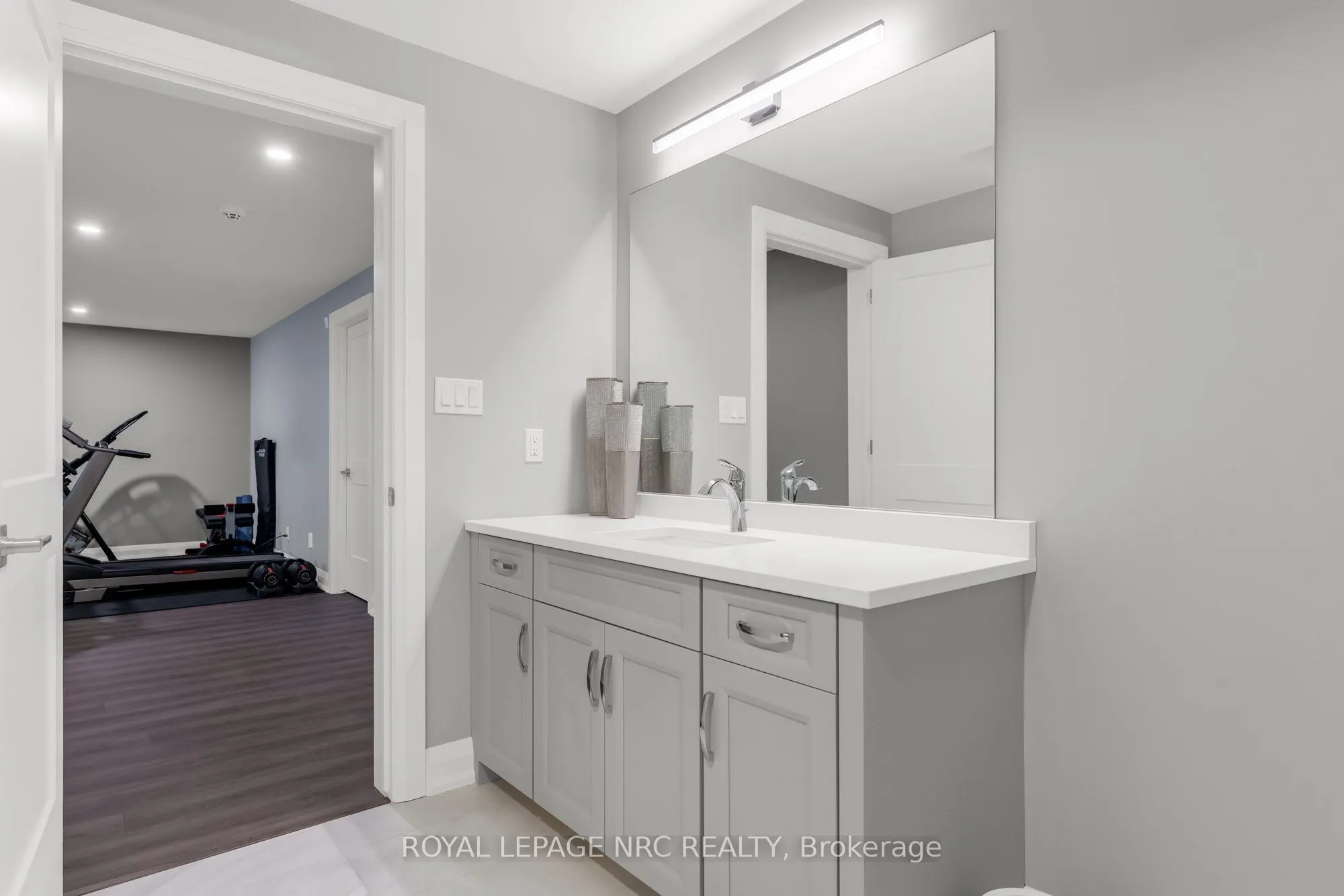 190 CANBORO Road, #18