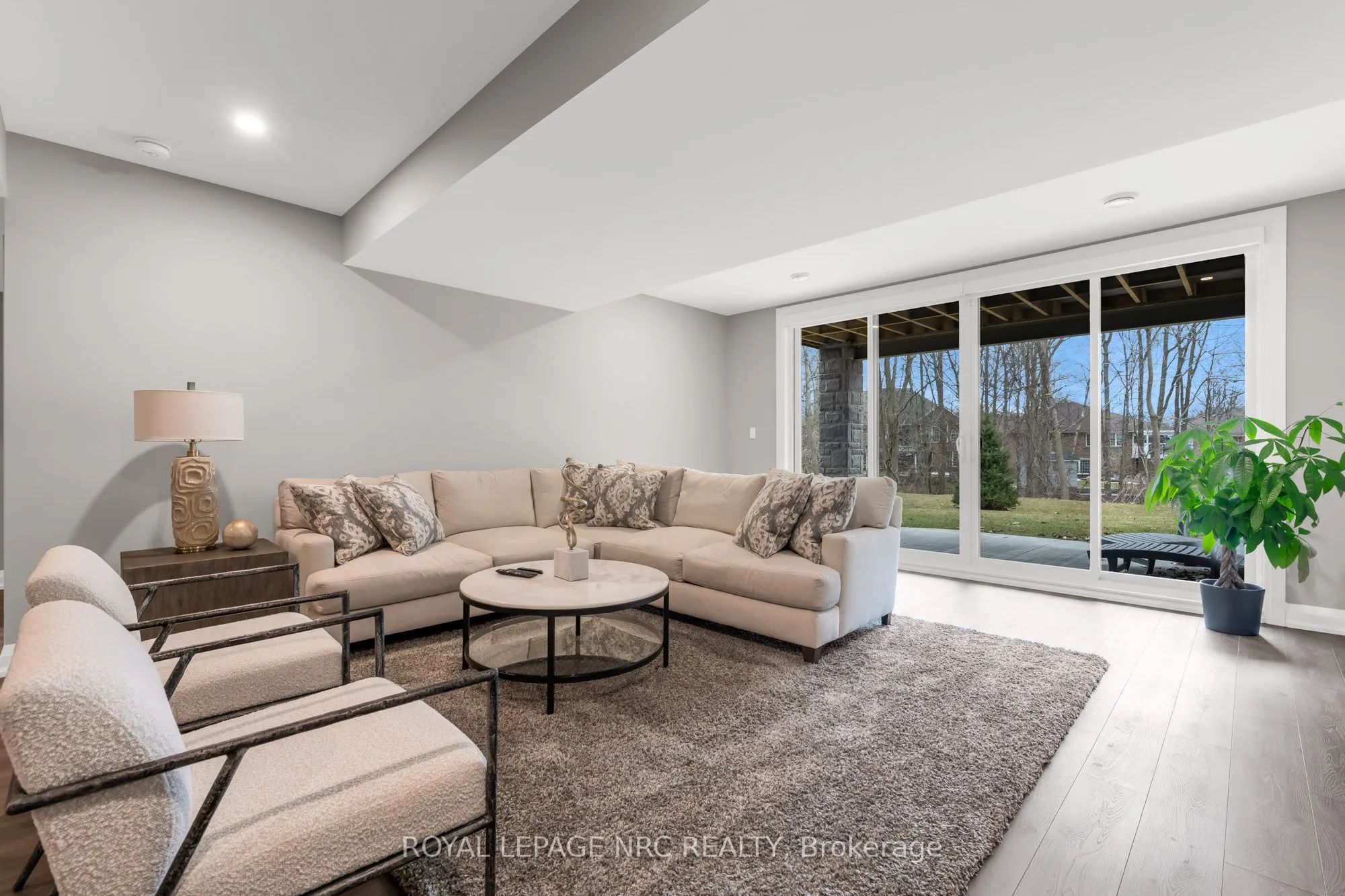 190 CANBORO Road, #18