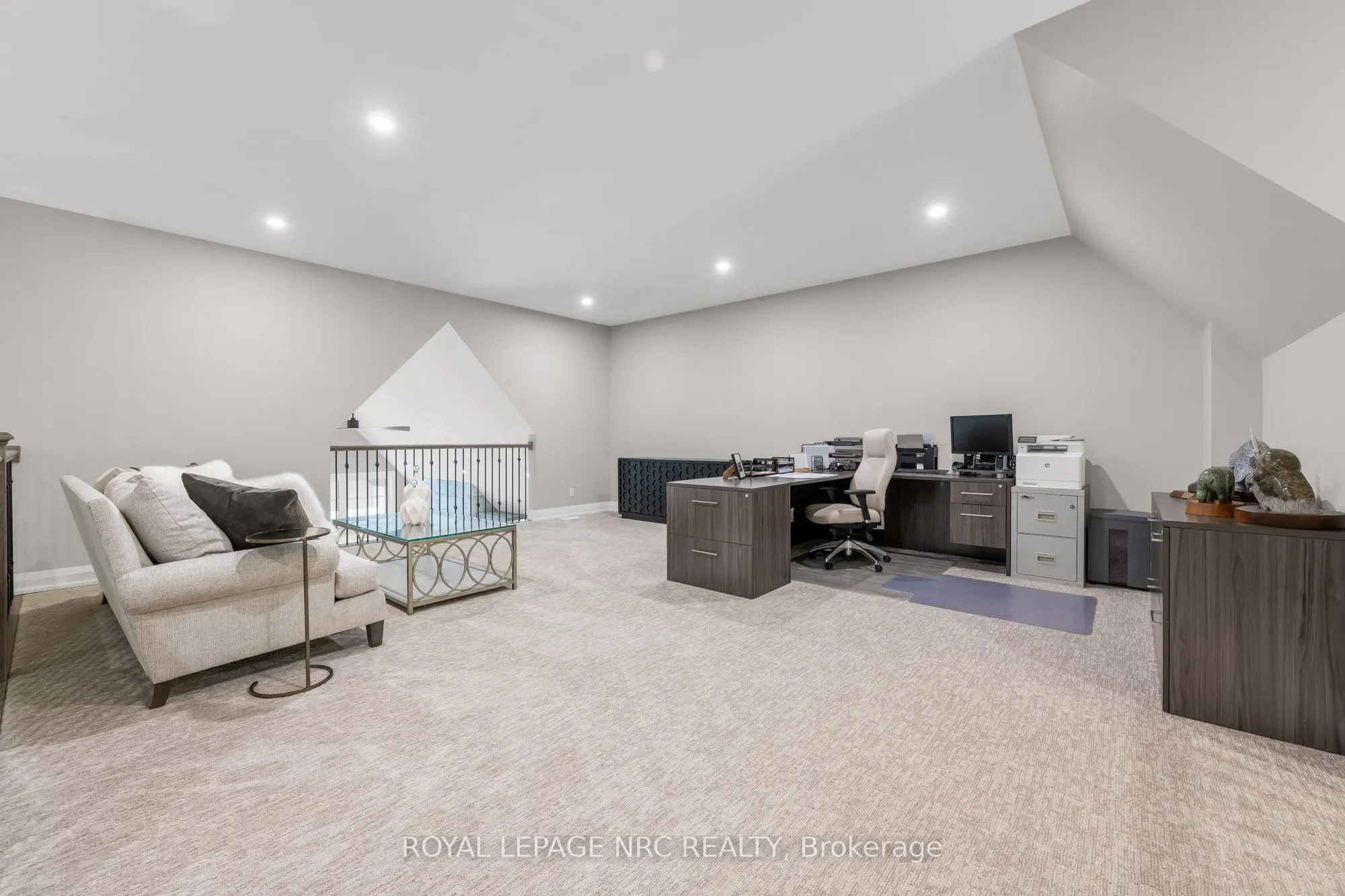 190 CANBORO Road, #18