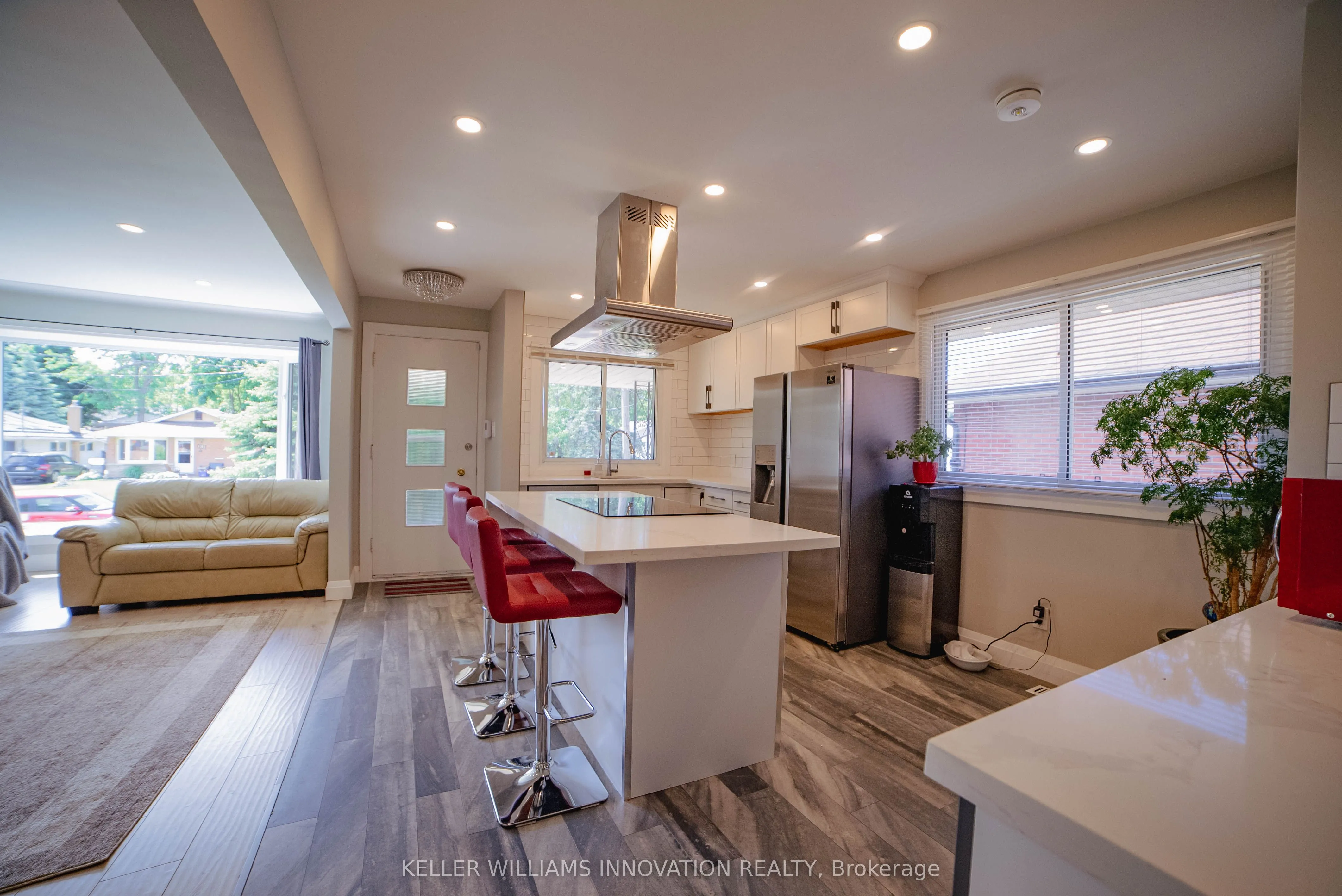 192 Glen Road #Upper