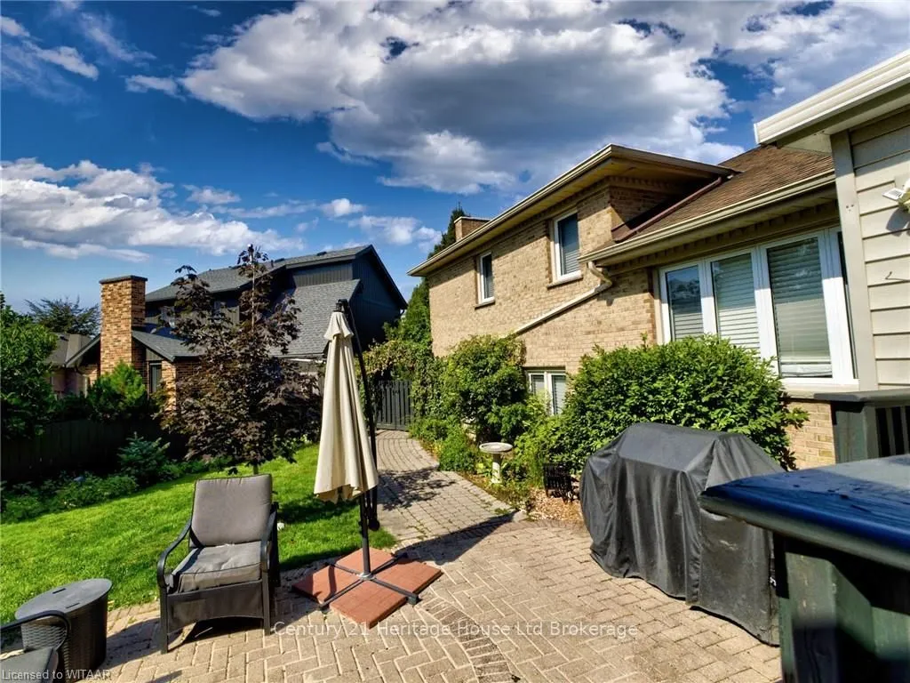 10 BLACKFOOT Place