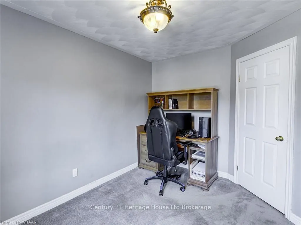 10 BLACKFOOT Place