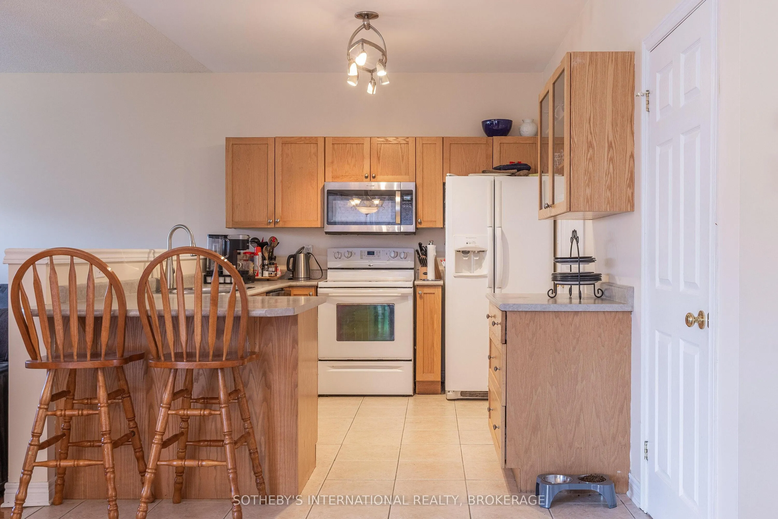 7 Honey Locust Circle