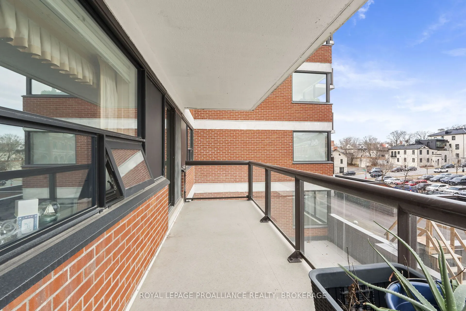 165 Ontario Street, #309