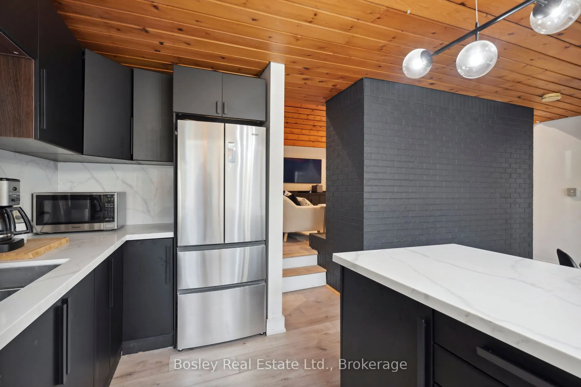101 St Moritz Crescent