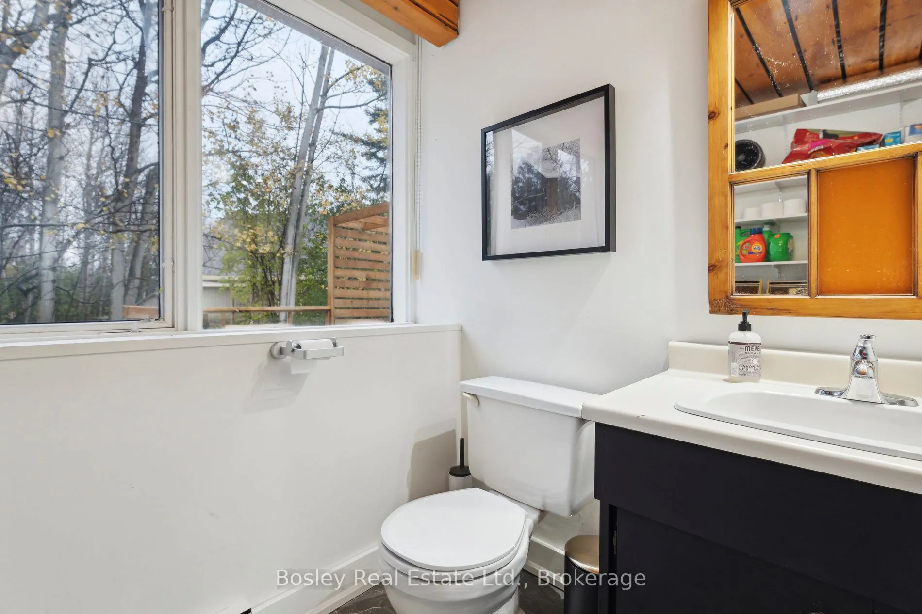 101 St Moritz Crescent