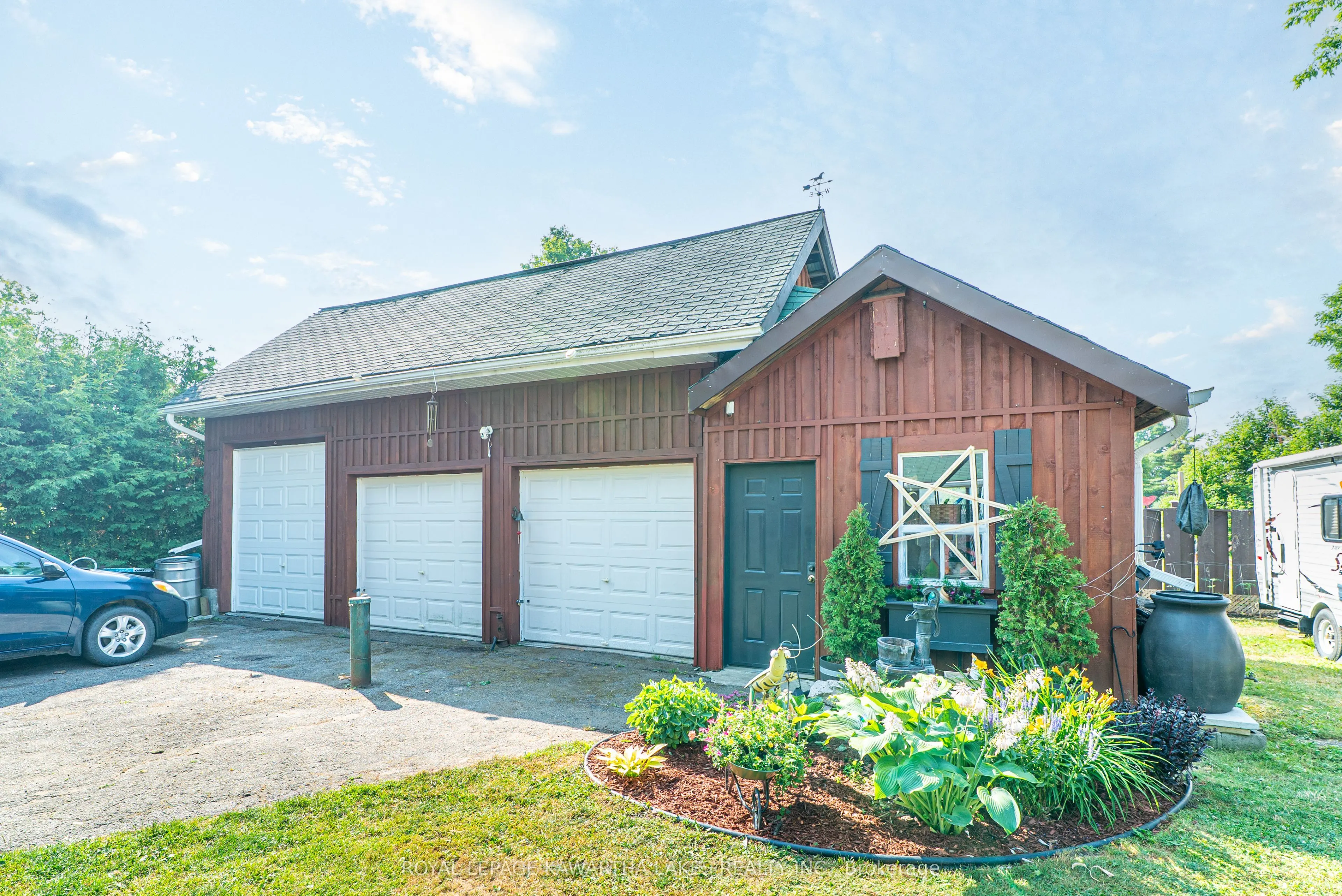 1028 Little Britain Road