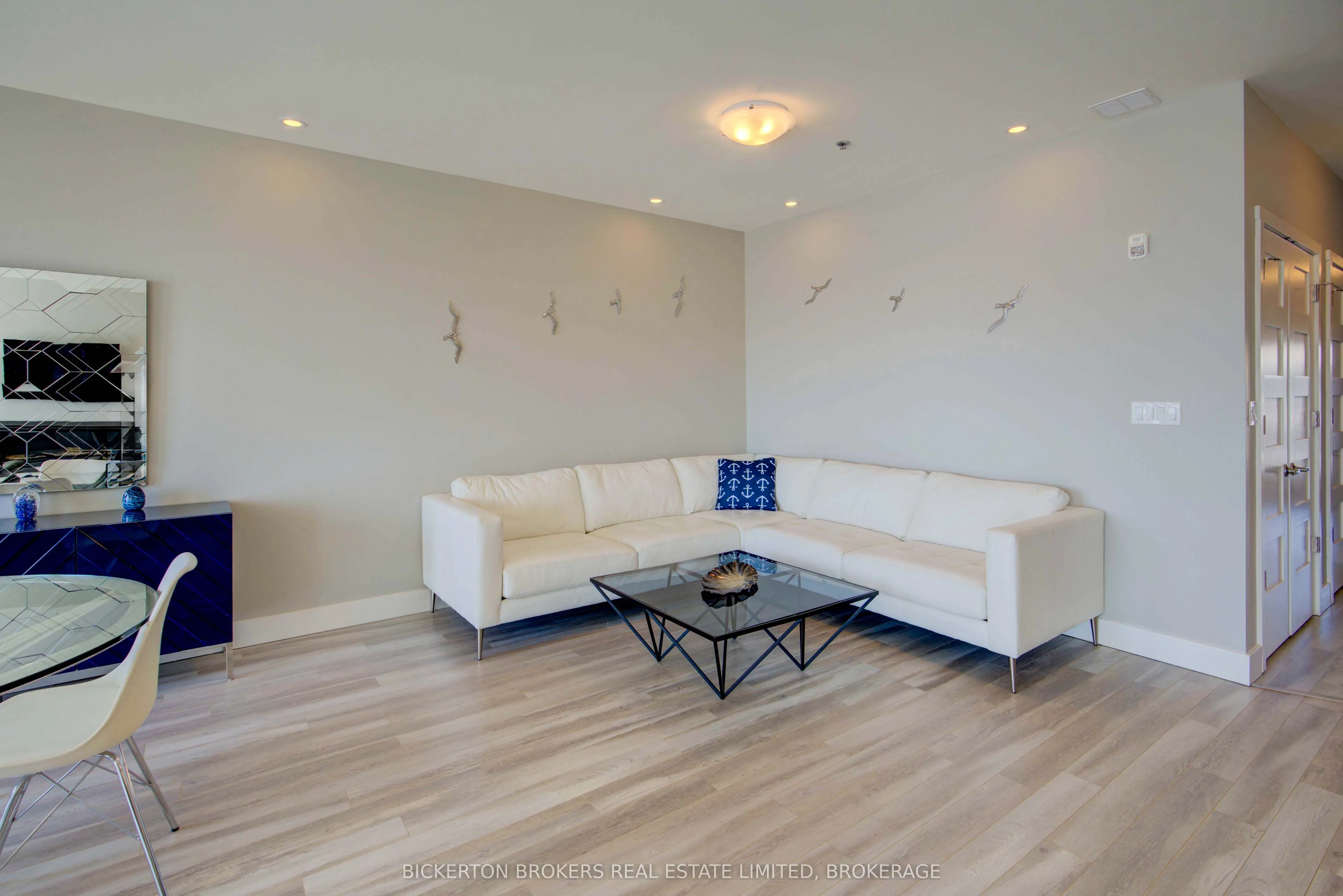 130 Water Street #403