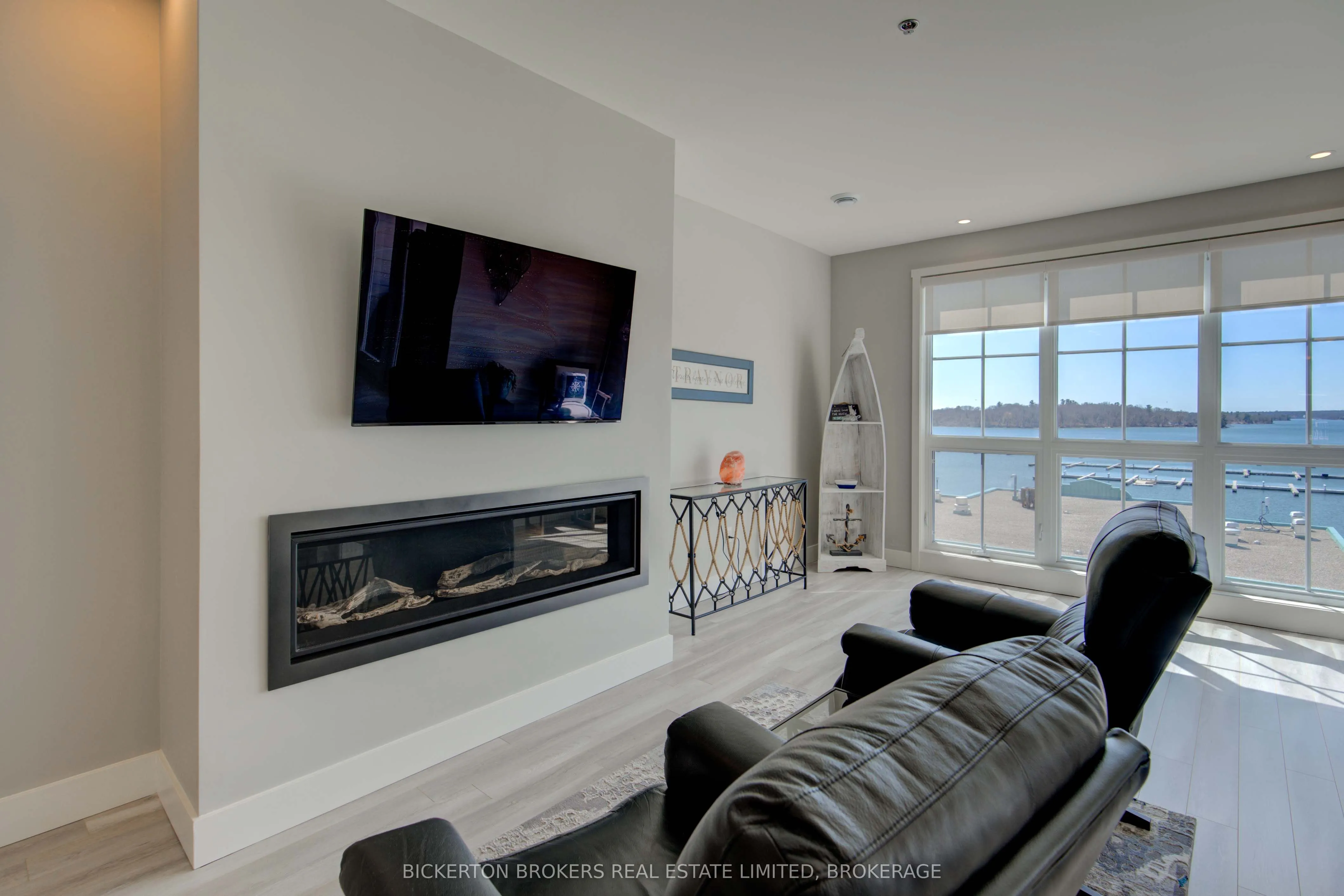 130 Water Street #403