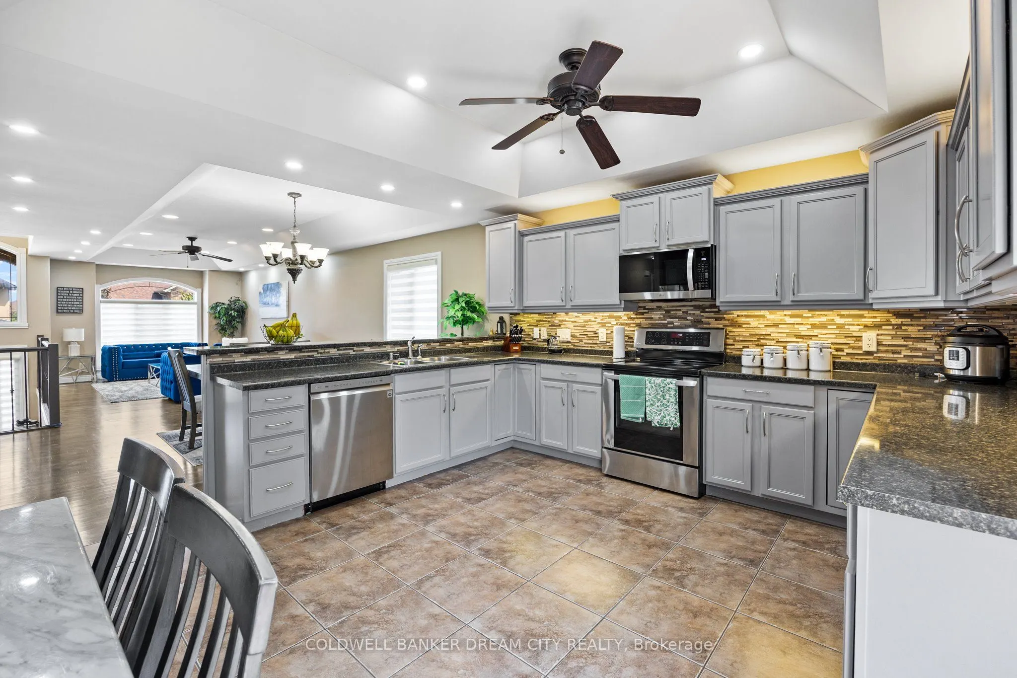 239 BRANTON Crescent