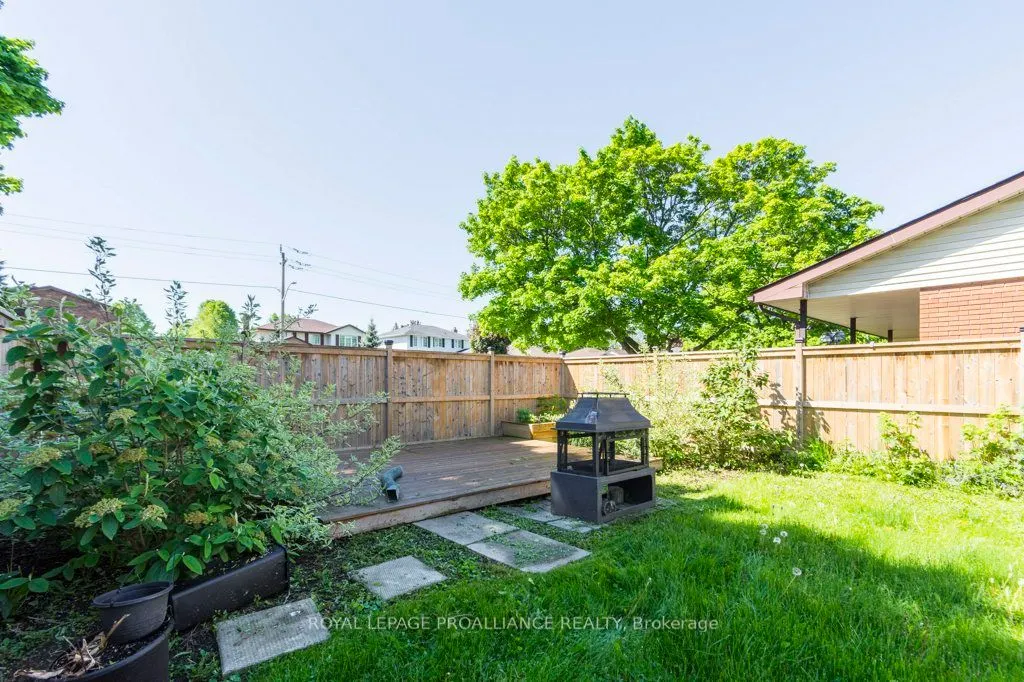 590 Victoria Avenue