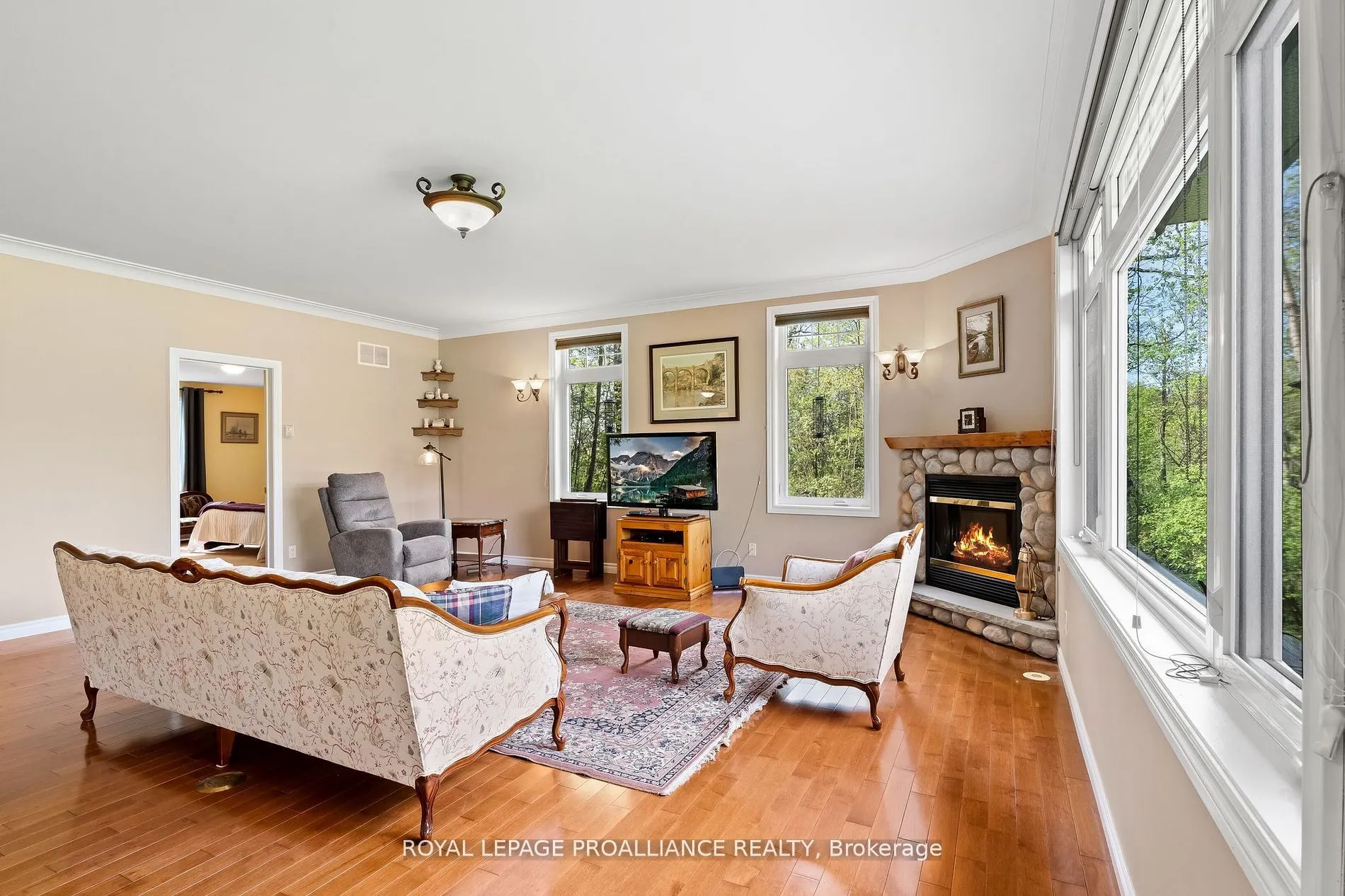 252 Bullis Road