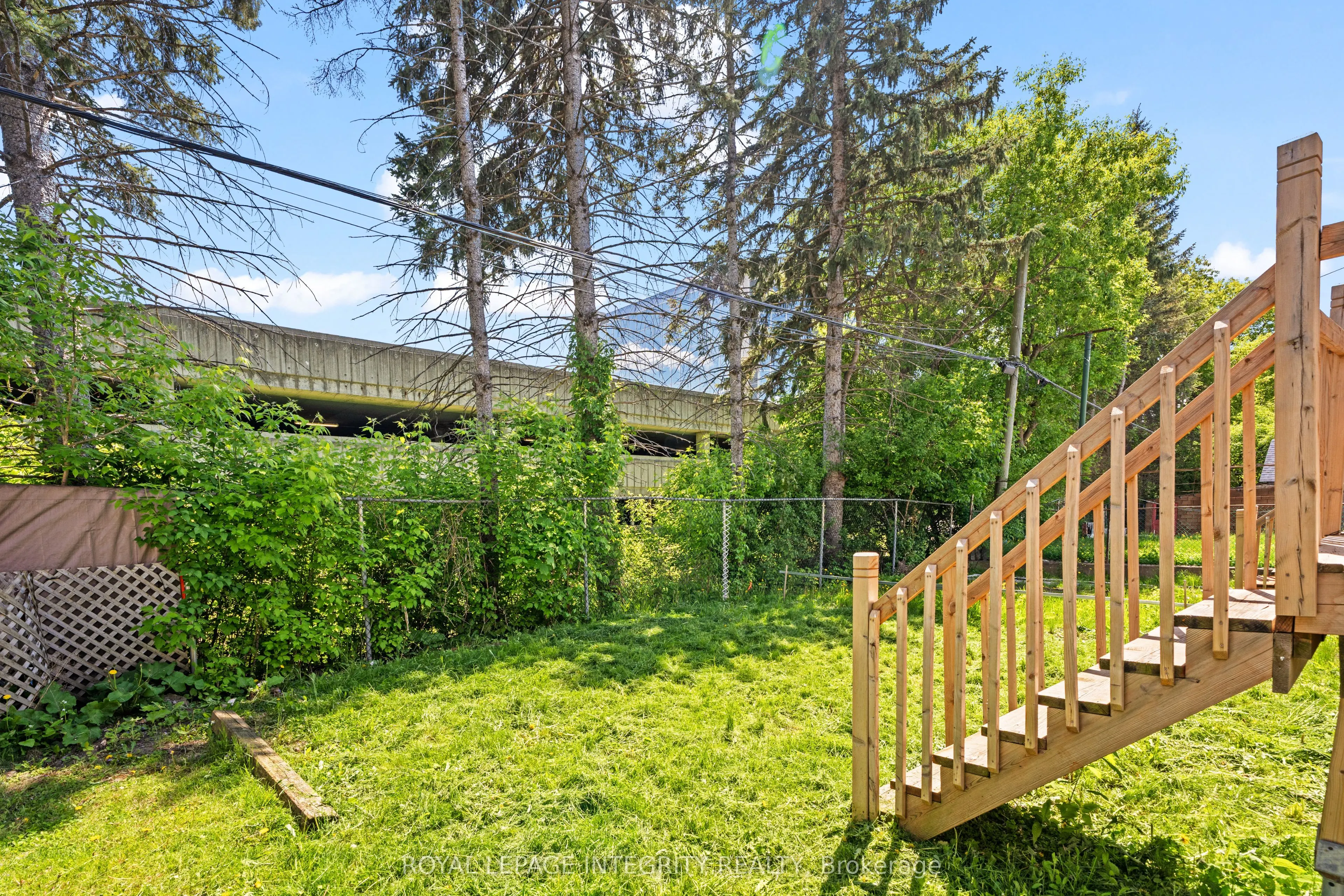 266 Currell Avenue