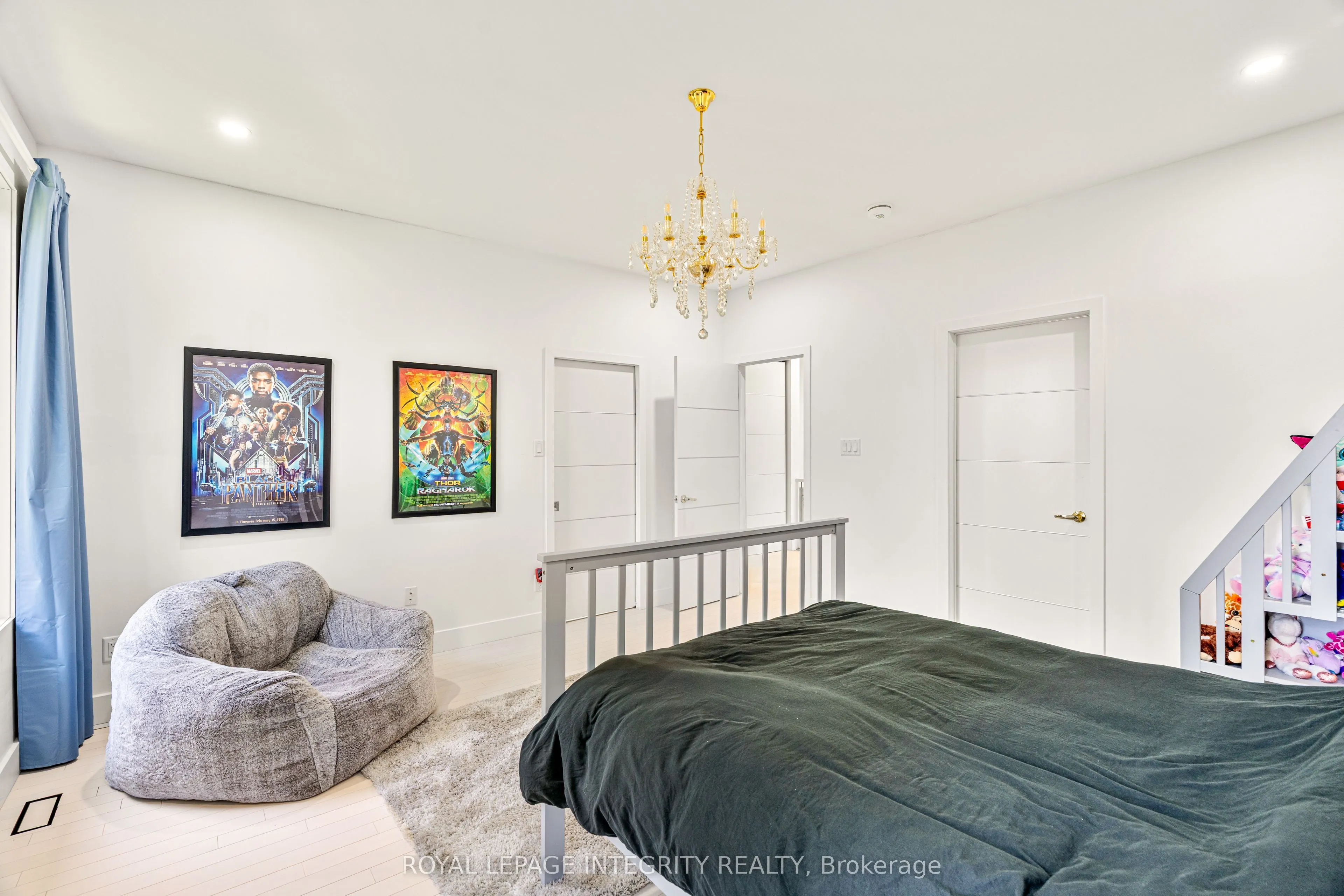 266 Currell Avenue