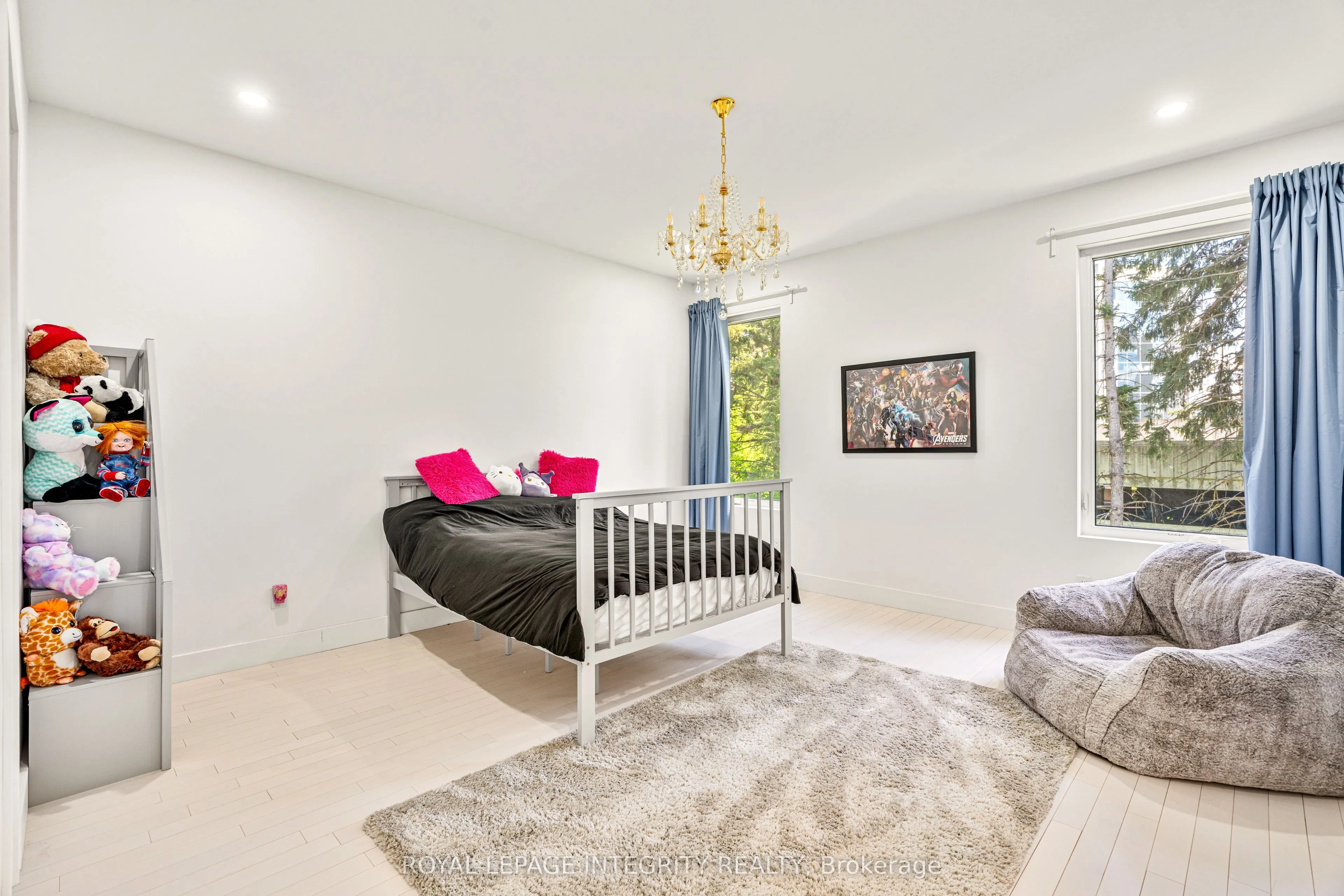 266 Currell Avenue
