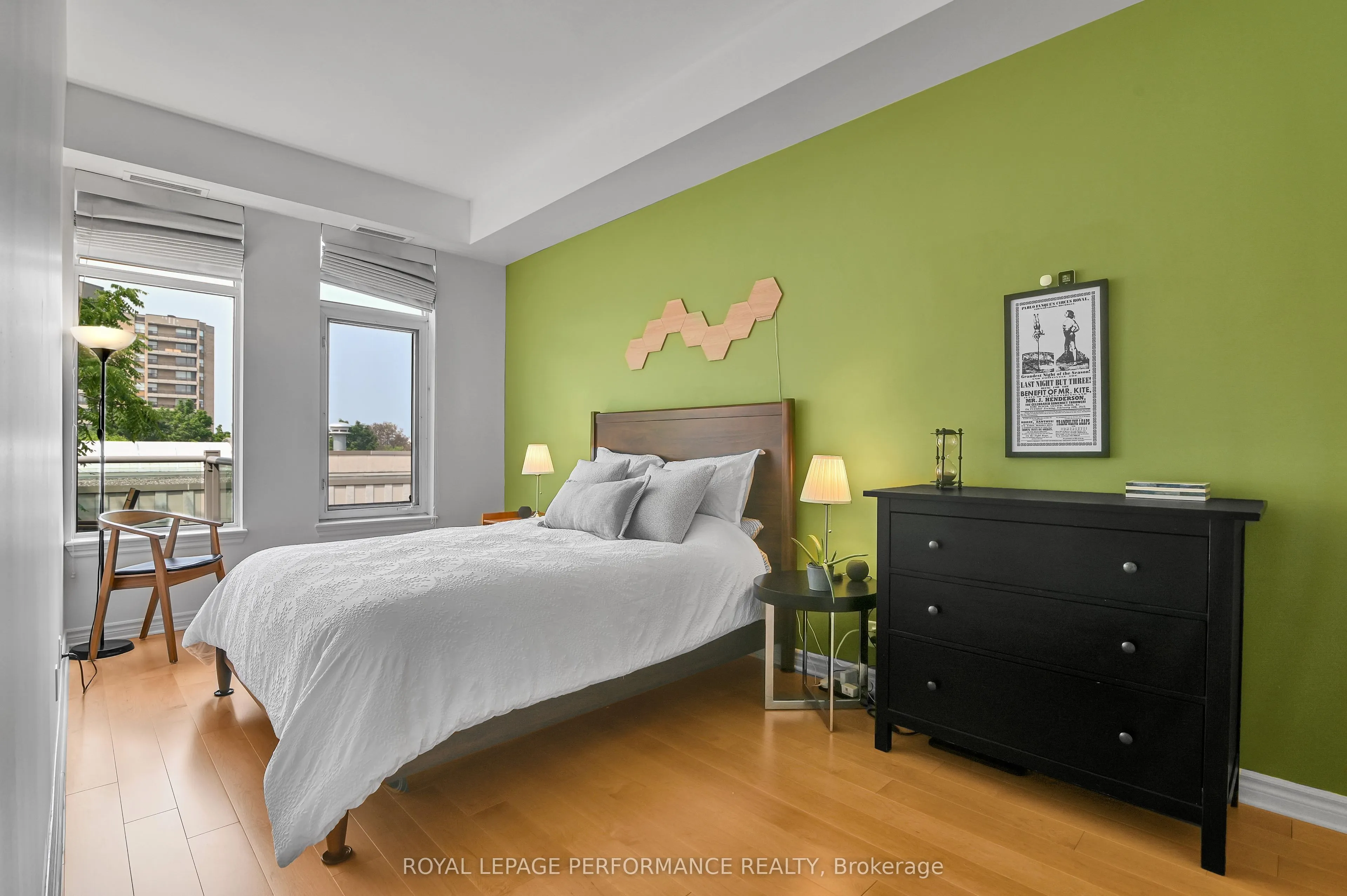 205 Bolton Street, #423