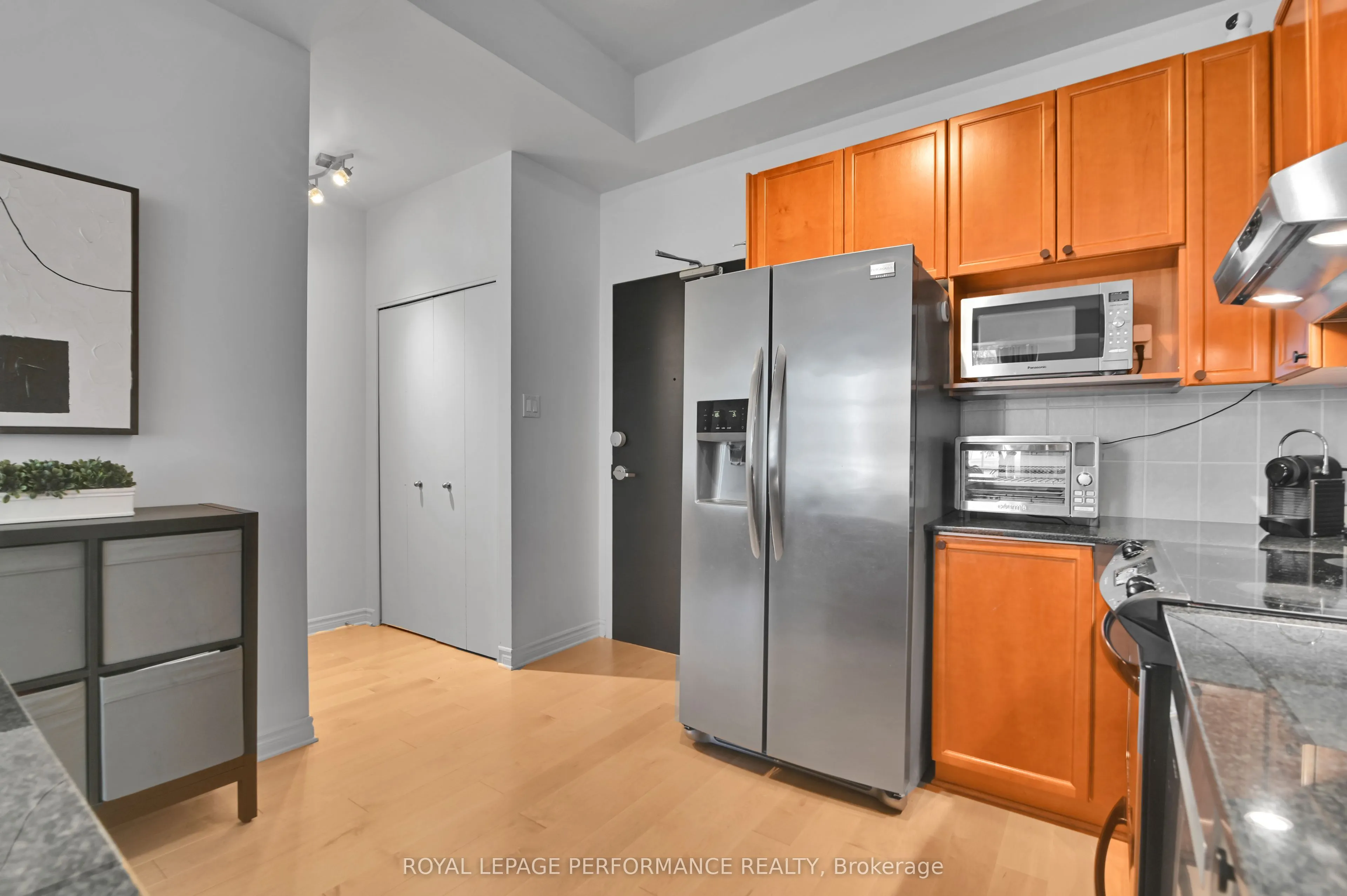 205 Bolton Street, #423