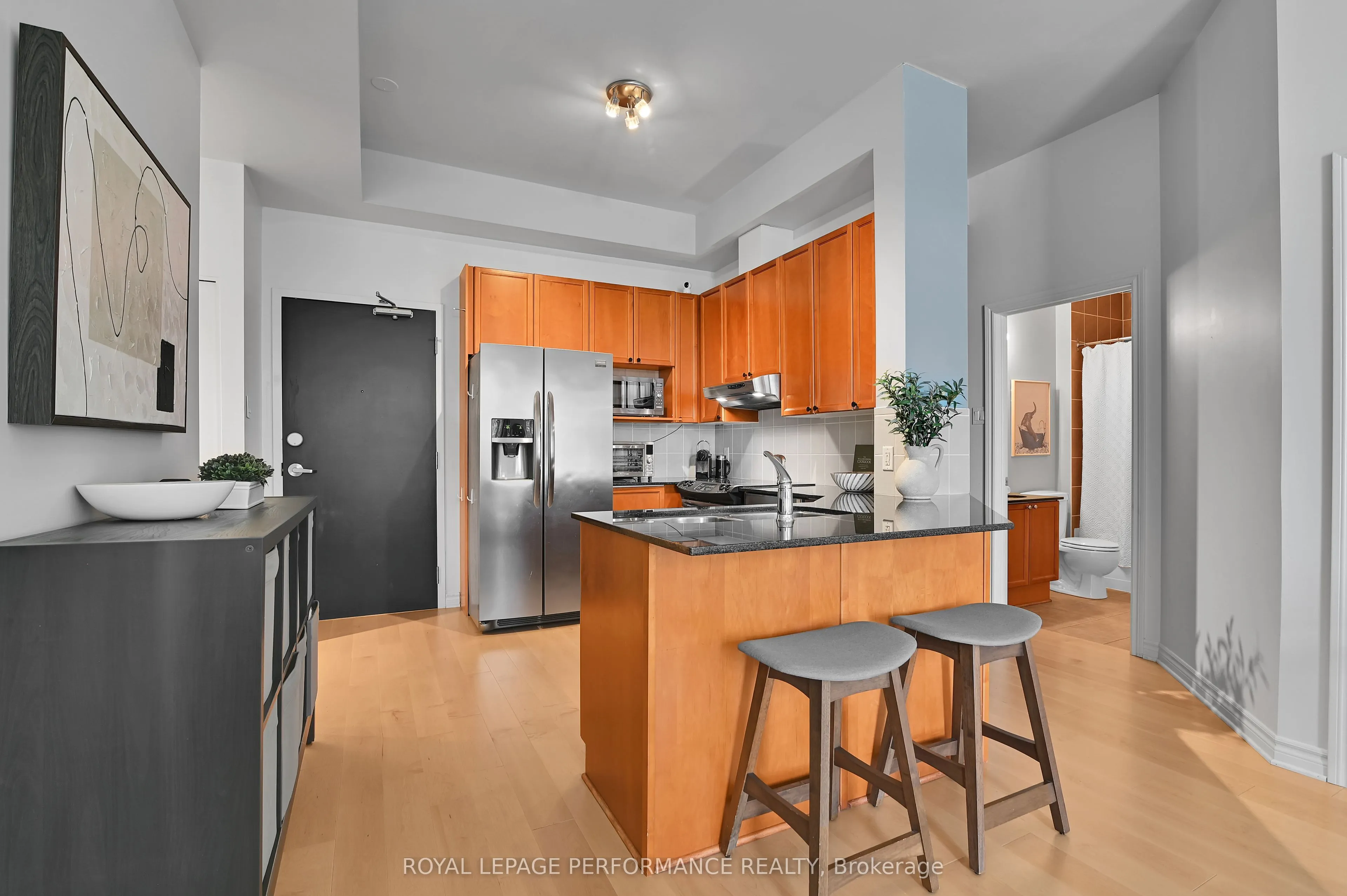 205 Bolton Street, #423
