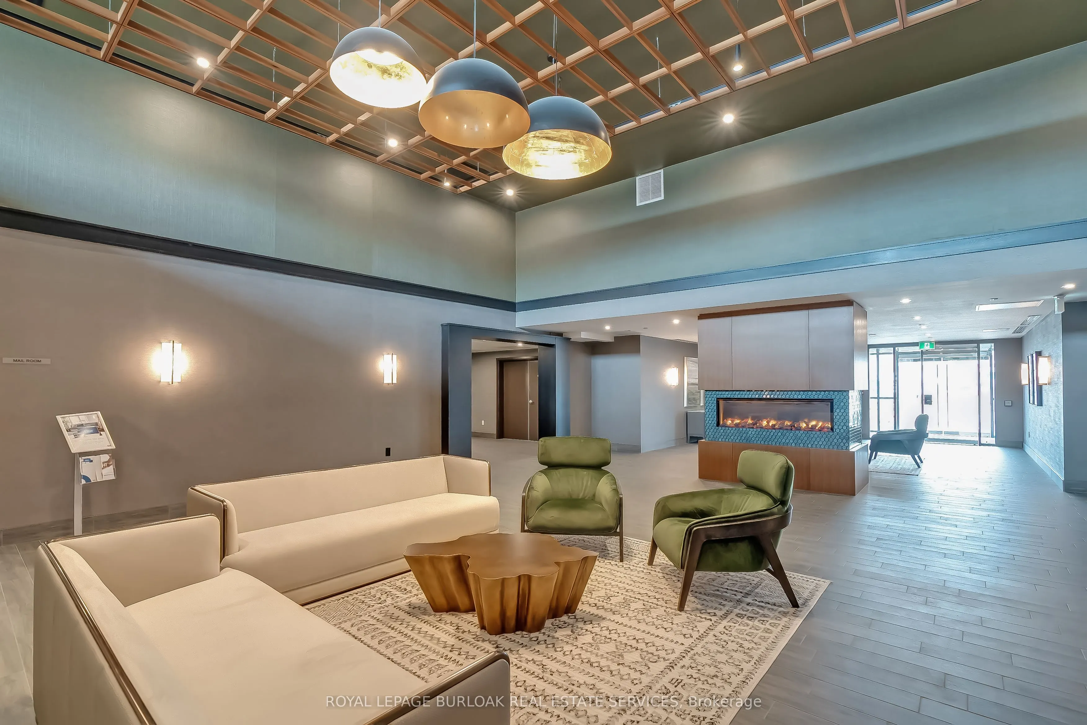 470 Dundas Street E, #608