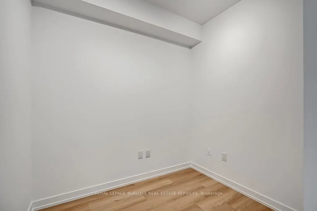 470 Dundas Street E, #608