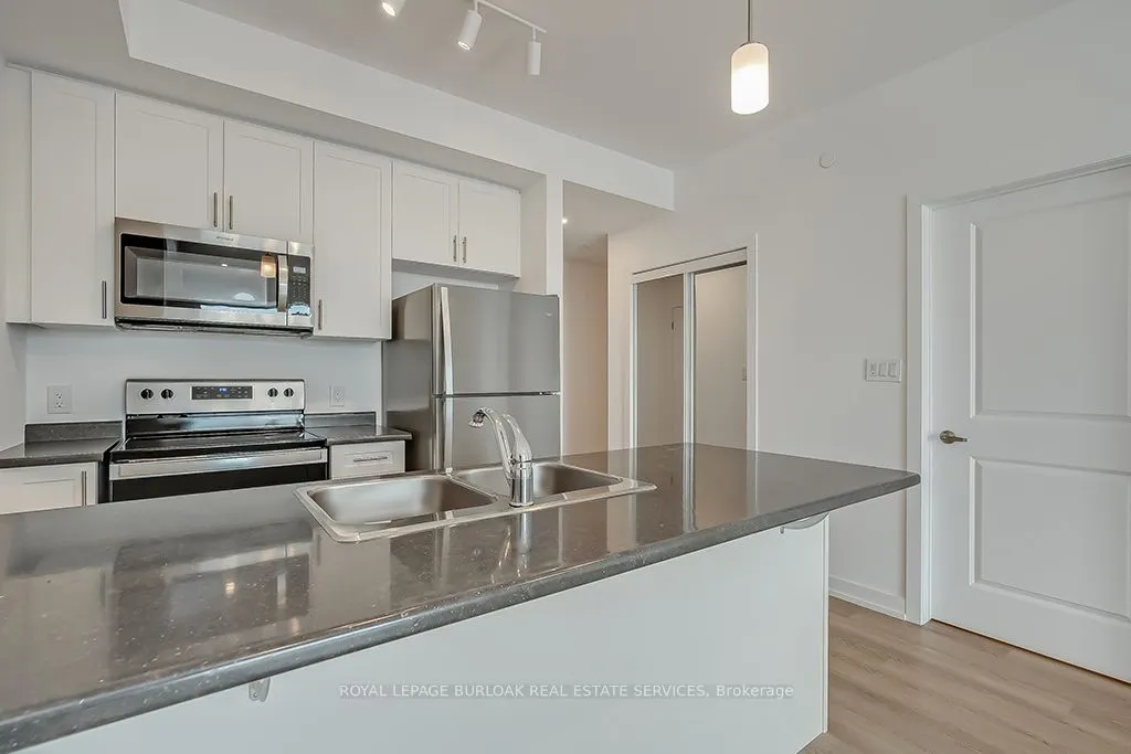 470 Dundas Street E, #608