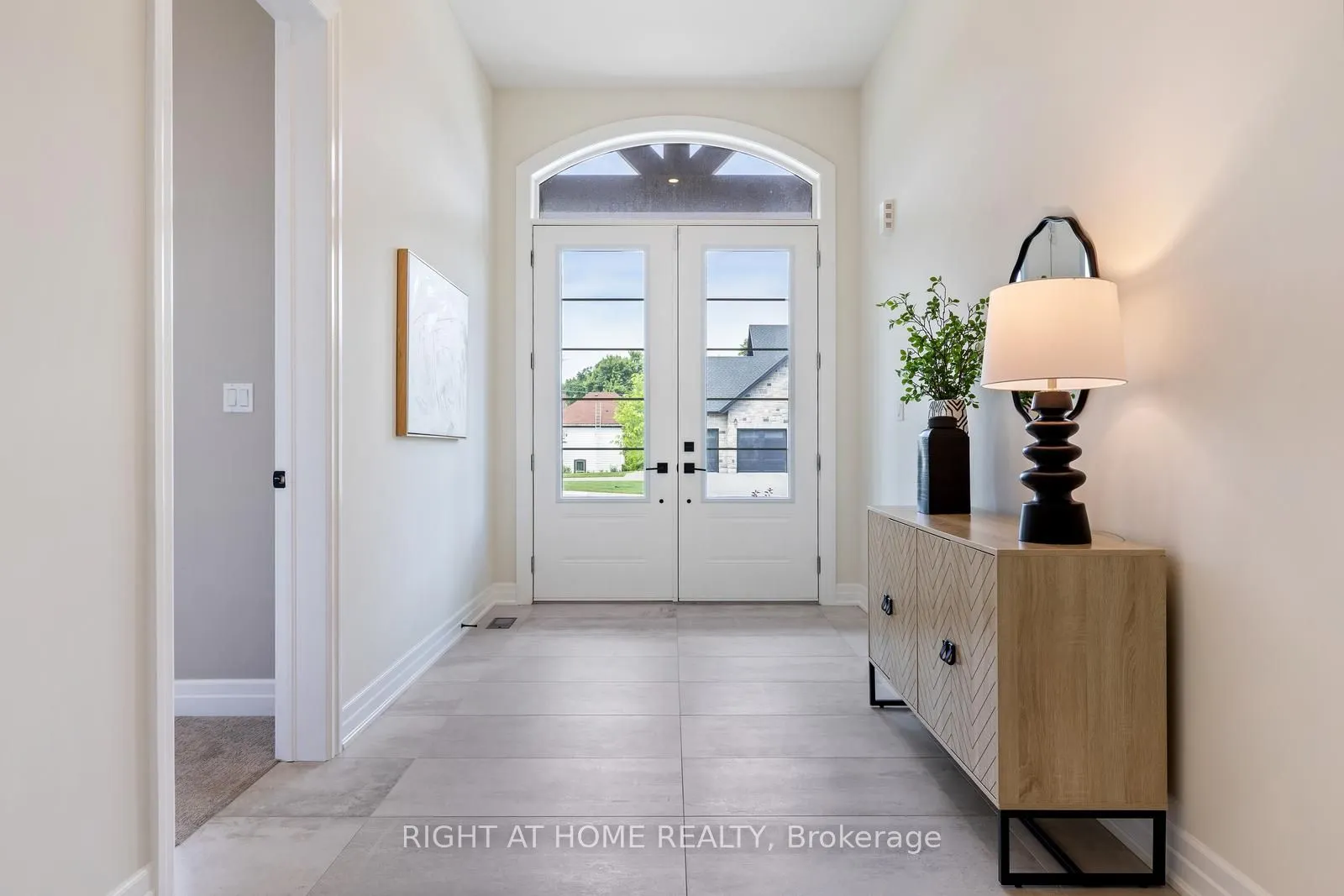 11 Whitcombe Way