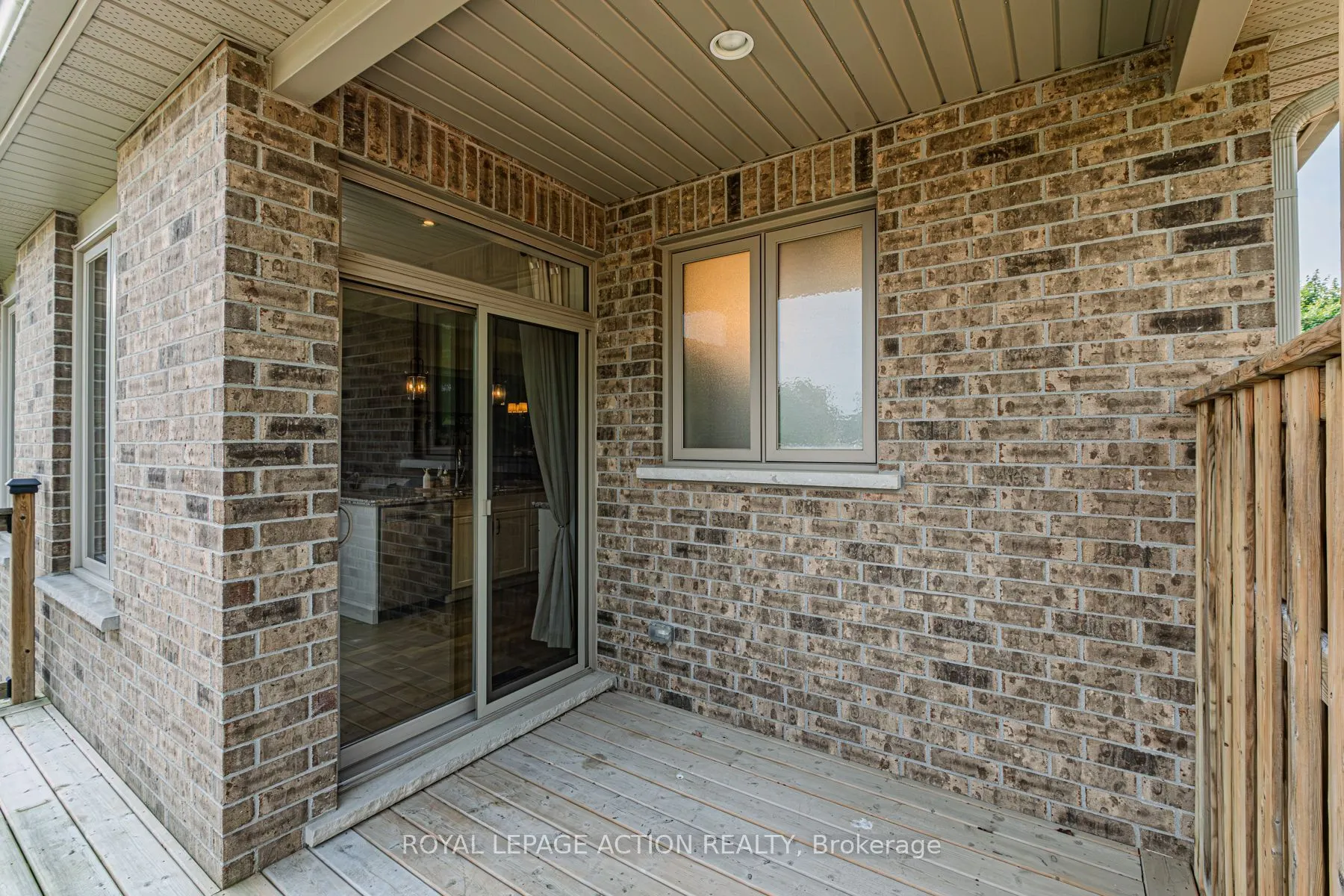 30 Cedar Street, #23