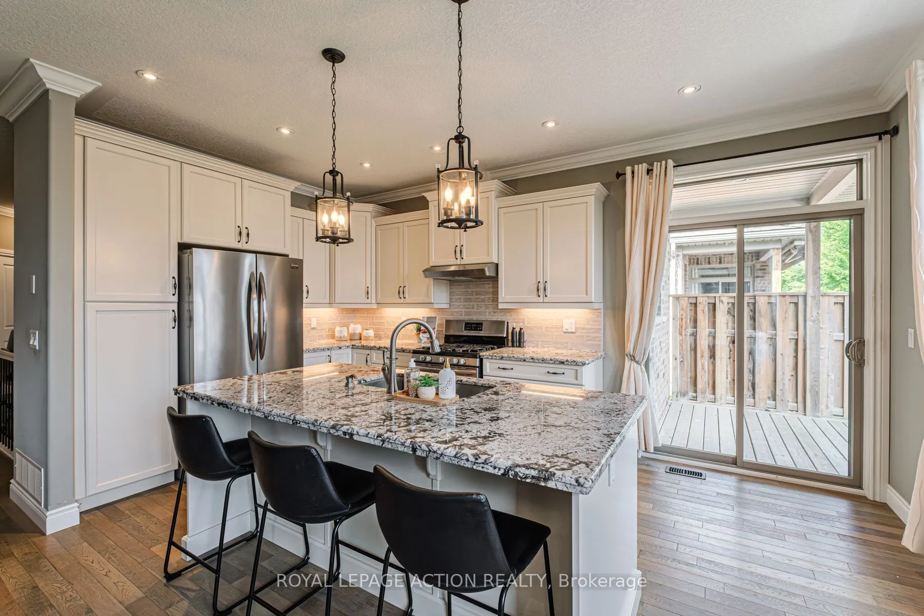 30 Cedar Street, #23