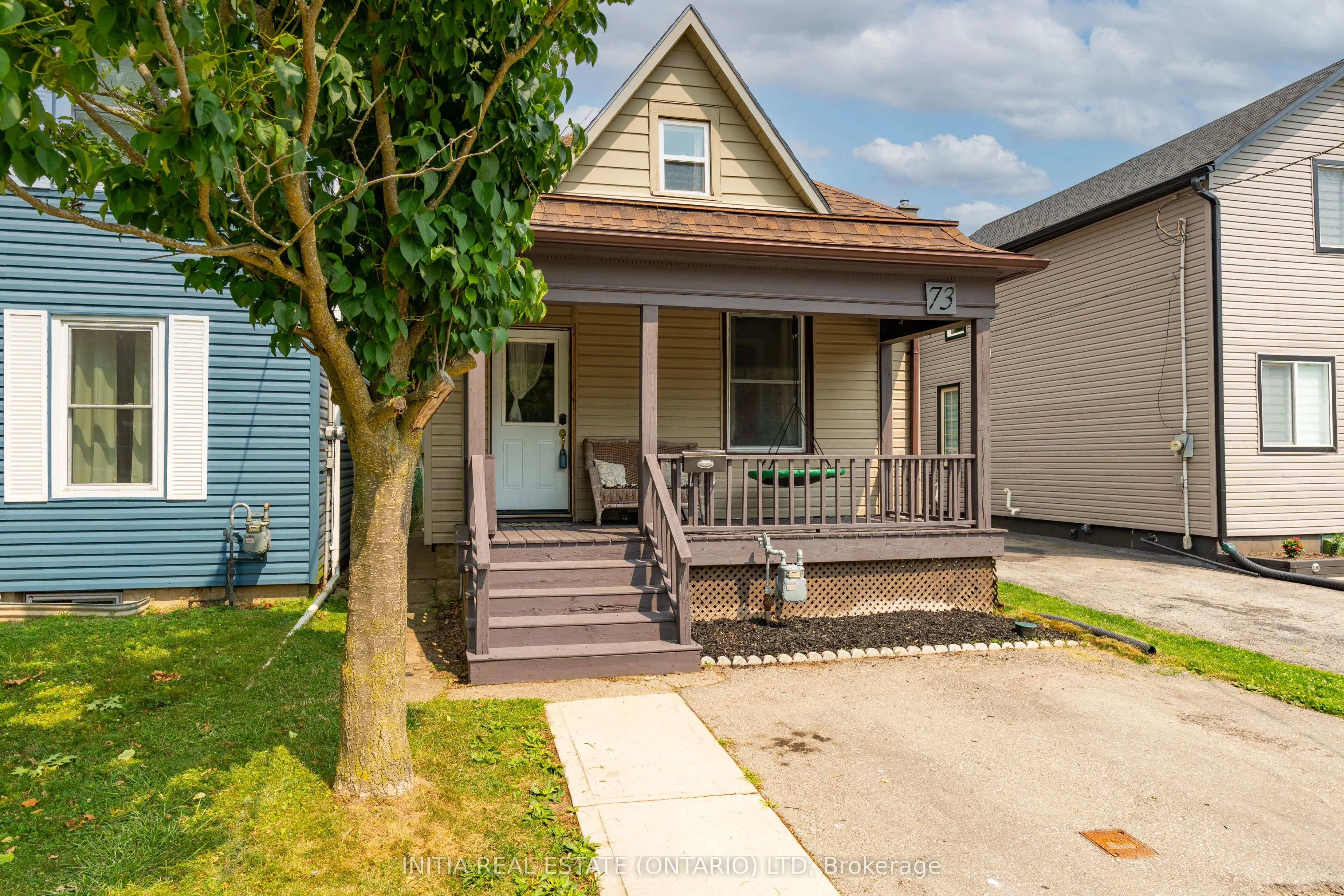 73 Flora Street