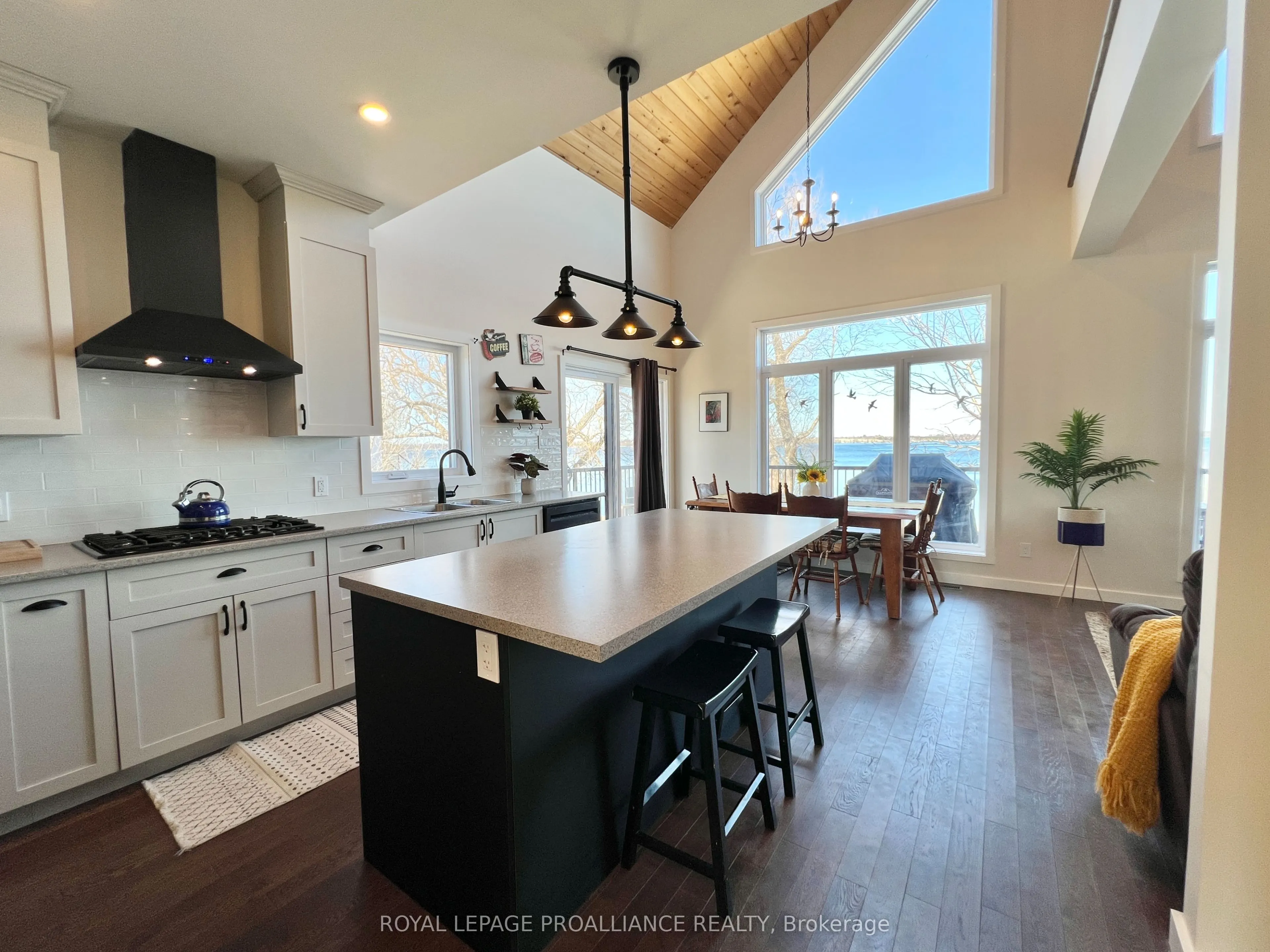 209 Prinyers Cove Crescent