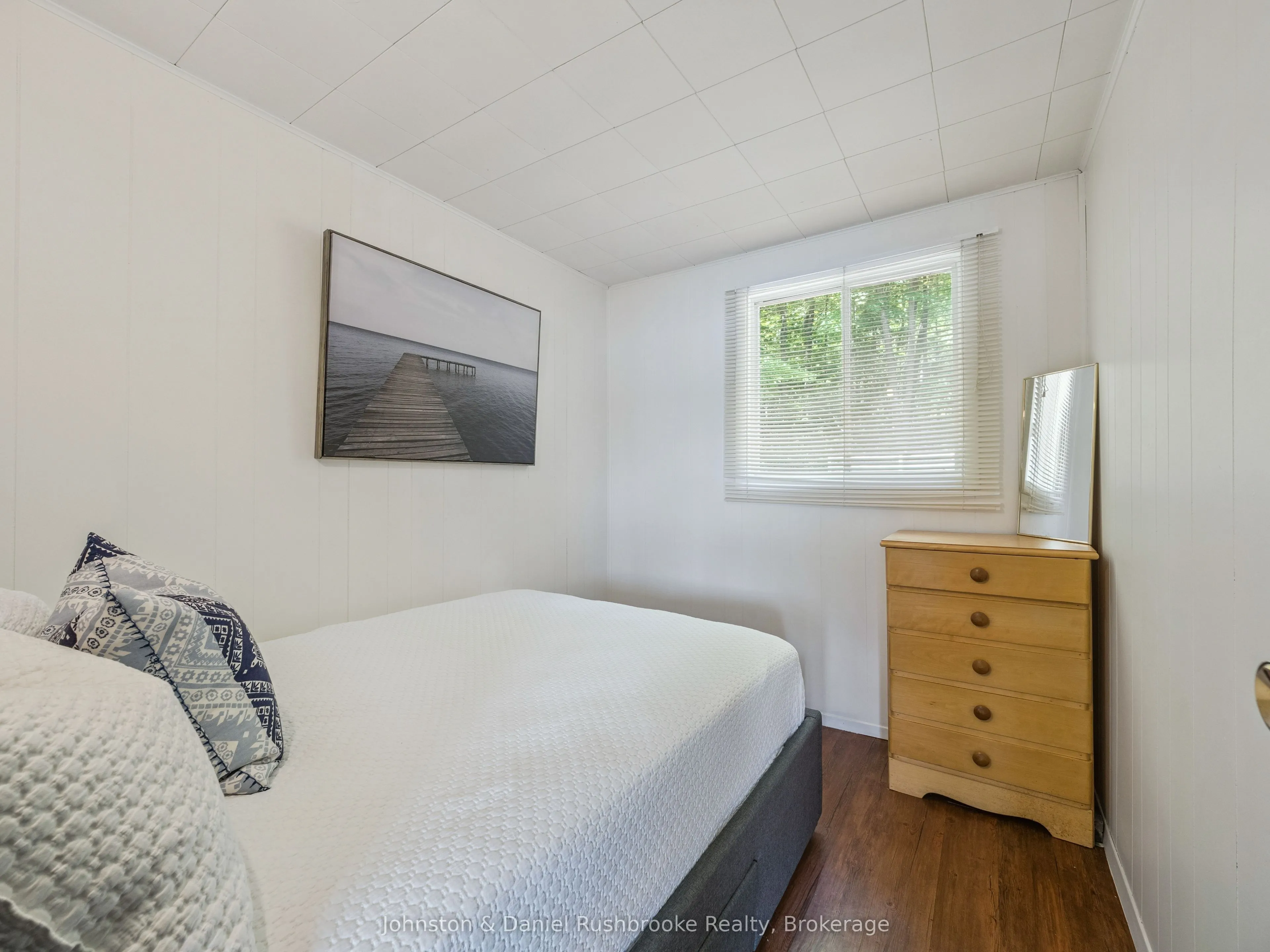 1102 Ridge Road, #4